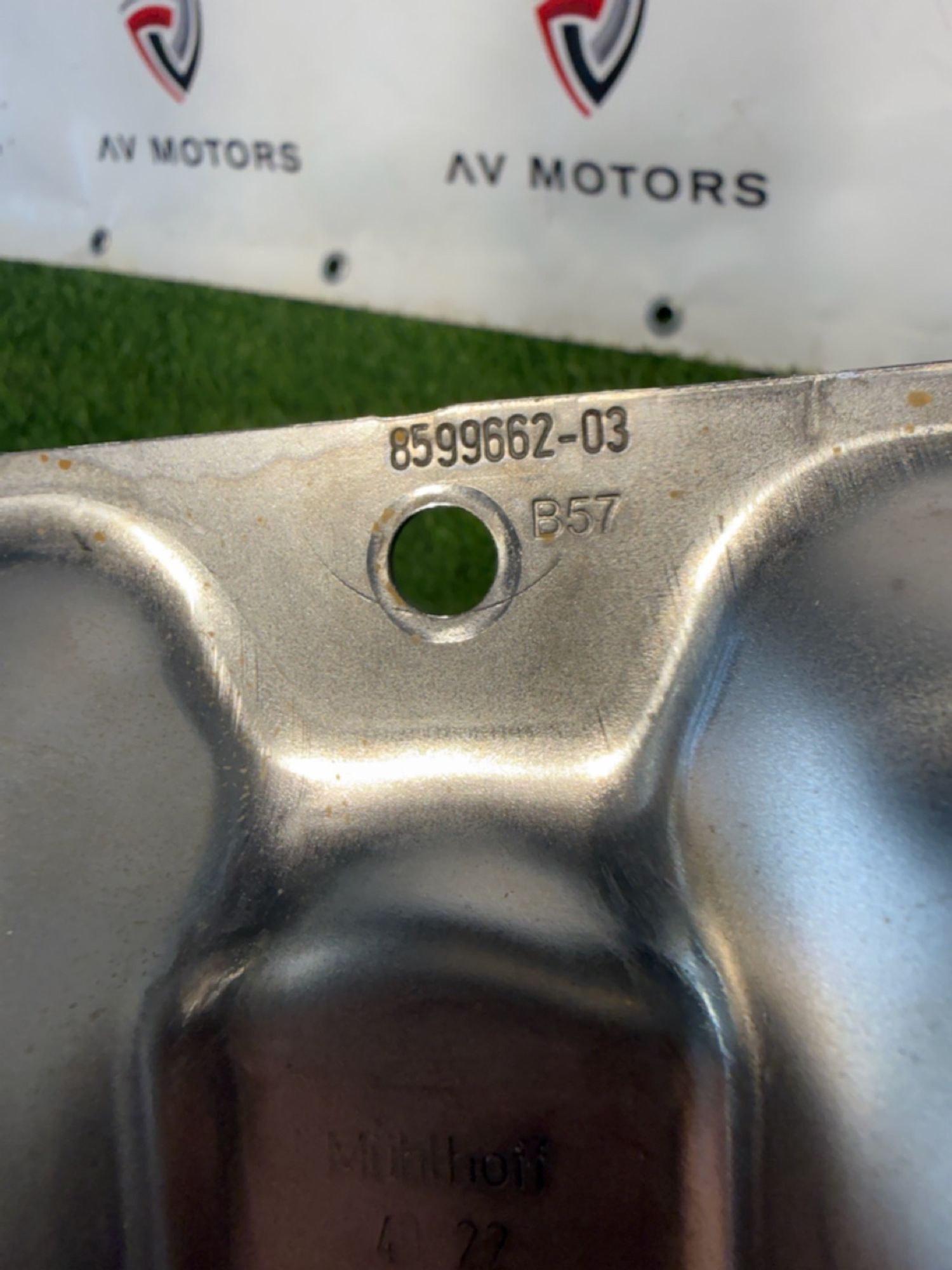 https://ycs.partsauto.market/partsauto-images/thmbs/userImages/82798d1dea2c19ada63d093c70529e74/part/3b700084-6fe2-4f0e-b898-493f68dbd21d_1784127165902.jpg