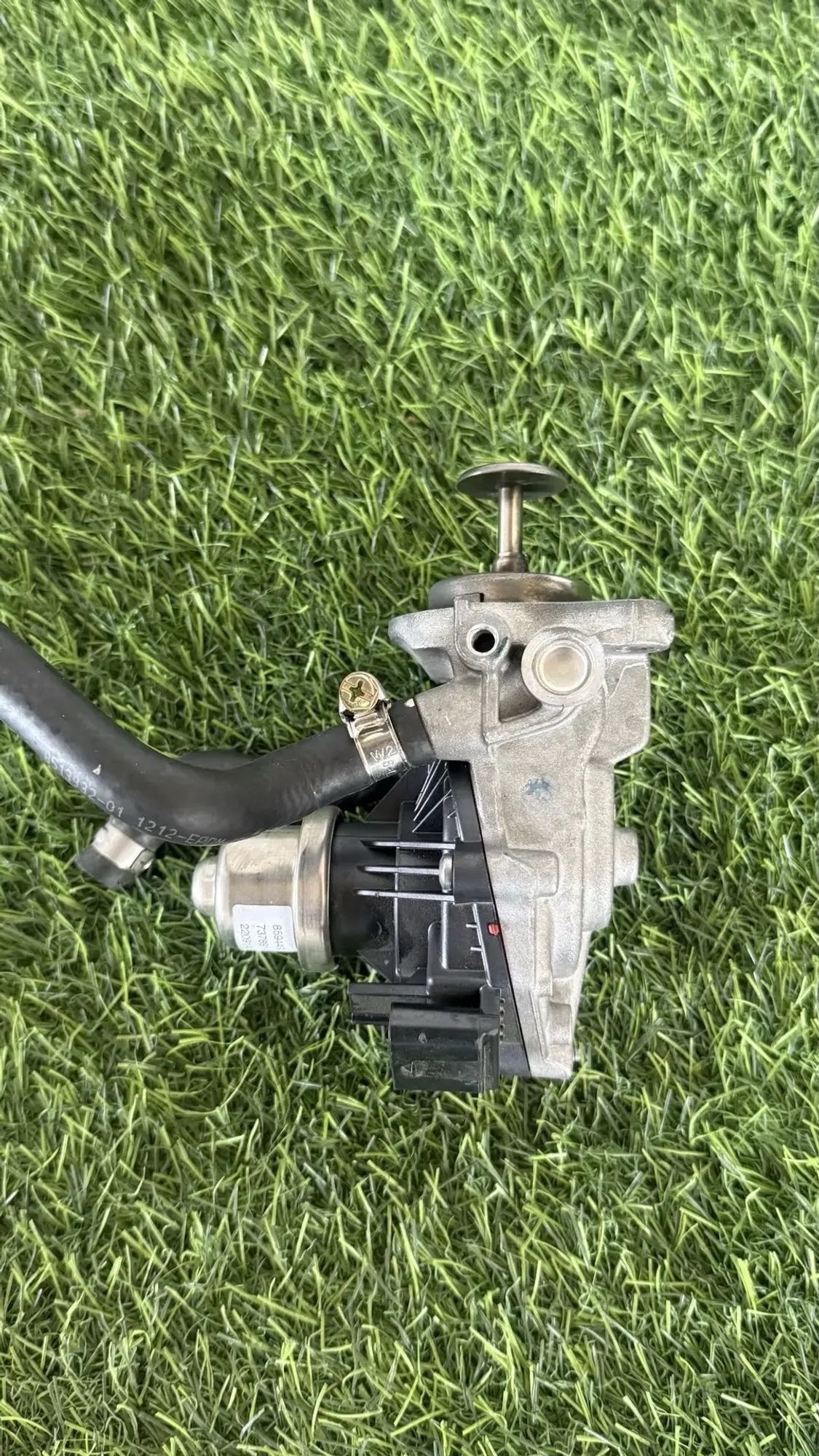 https://ycs.partsauto.market/partsauto-images/thmbs/userImages/82798d1dea2c19ada63d093c70529e74/part/3c0b48ab-efa9-4ad5-bcd3-6edbc6b4987c_1787315685482.jpg