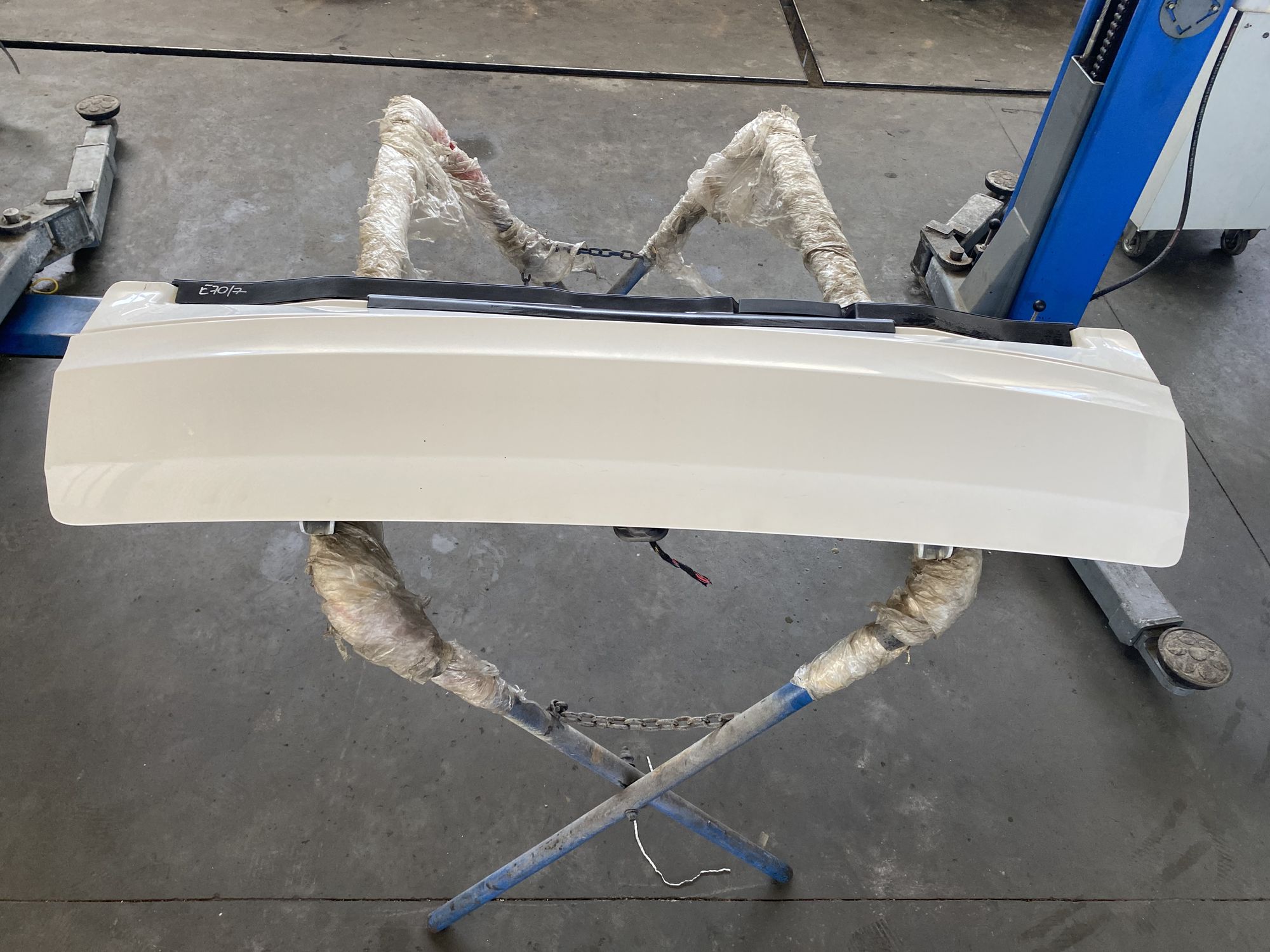 https://ycs.partsauto.market/partsauto-images/thmbs/userImages/82798d1dea2c19ada63d093c70529e74/part/3d6a57a6-d03c-4353-aa77-63d48ae97154_1717581651210.jpg