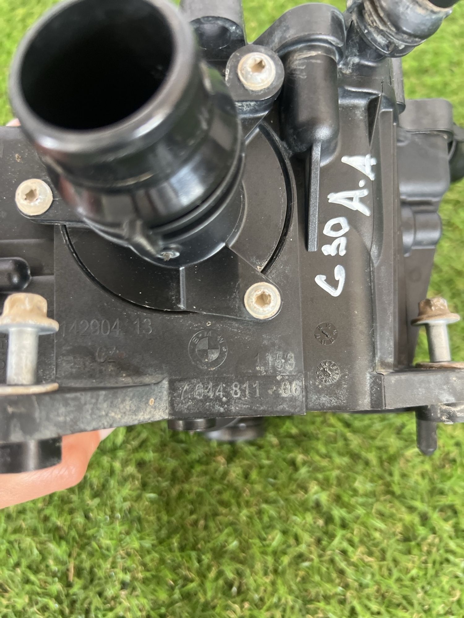 https://ycs.partsauto.market/partsauto-images/thmbs/userImages/82798d1dea2c19ada63d093c70529e74/part/3e571c20-27d0-4ddf-b11e-d907b98583df_1723805289041.jpg