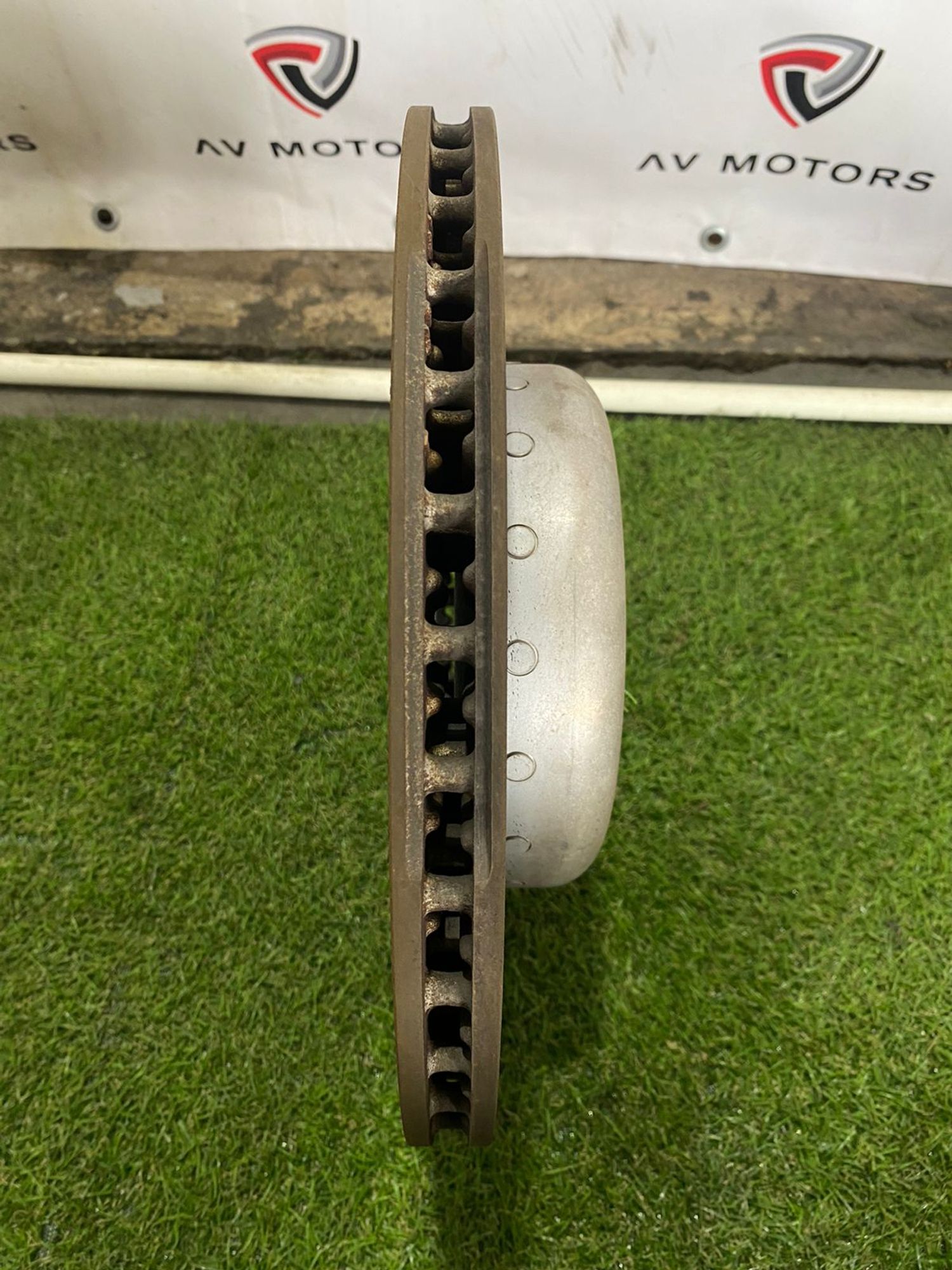 https://ycs.partsauto.market/partsauto-images/thmbs/userImages/82798d1dea2c19ada63d093c70529e74/part/3ede73a0-24cb-4d04-8fb3-abcbbd627700_1739190366922.jpg
