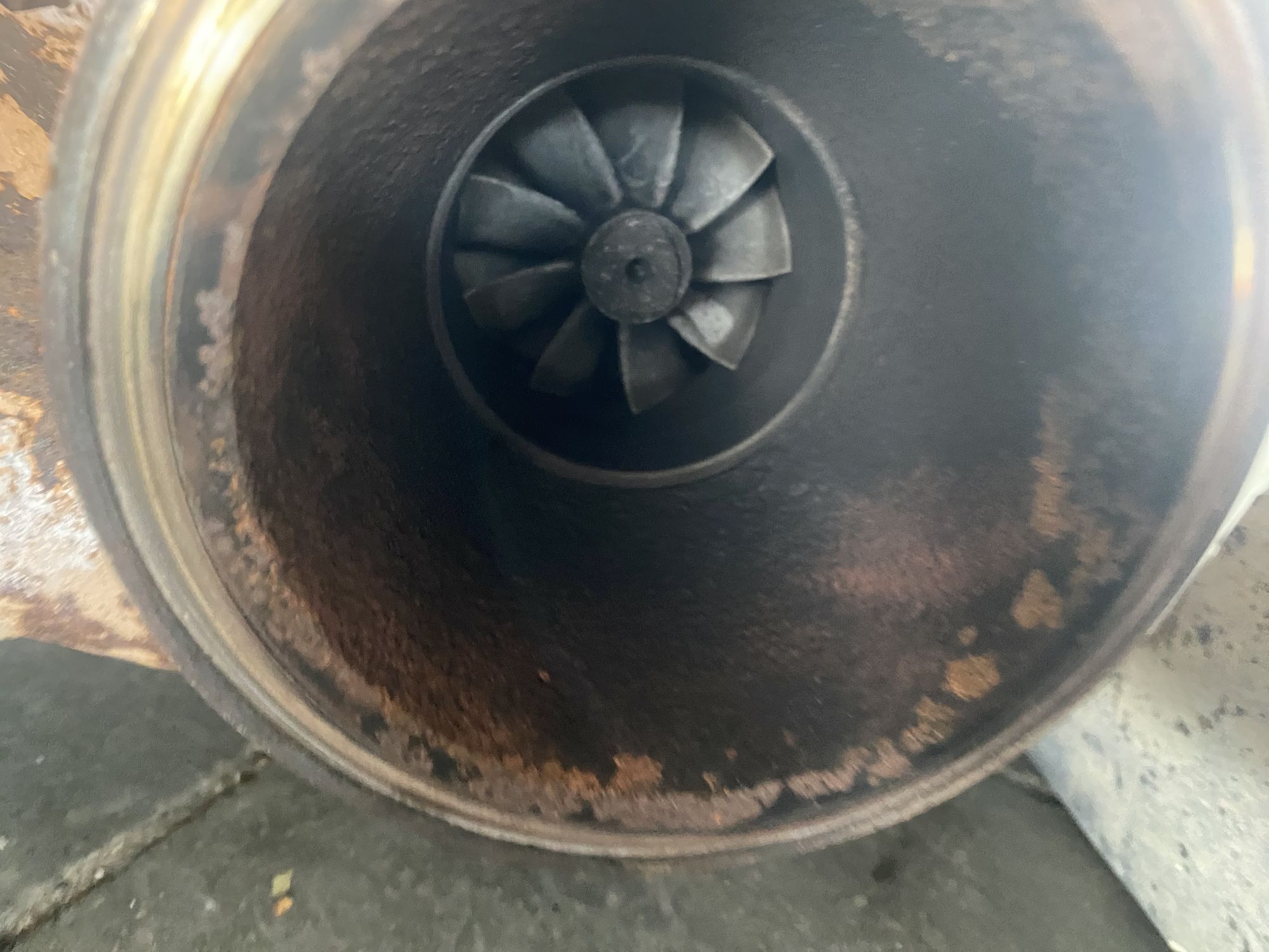 https://ycs.partsauto.market/partsauto-images/thmbs/userImages/82798d1dea2c19ada63d093c70529e74/part/428e040a-3a3c-40d5-9ab2-6b42561cd977_1717784939358.jpg
