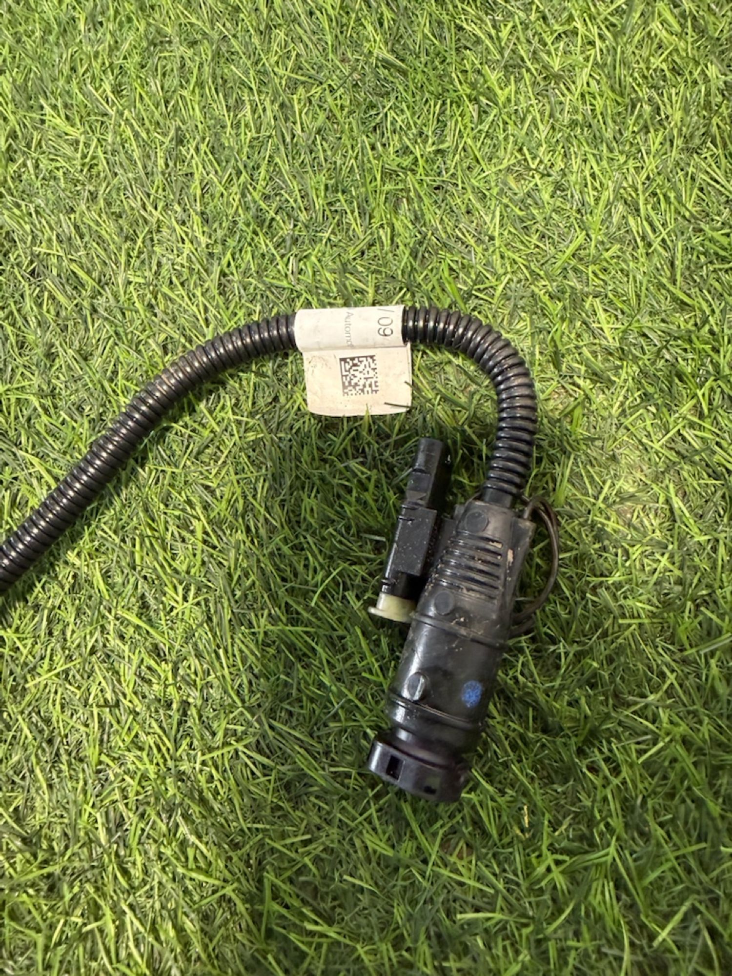 https://ycs.partsauto.market/partsauto-images/thmbs/userImages/82798d1dea2c19ada63d093c70529e74/part/42c74ecd-f712-4501-9500-ef6bd8096c99_1779440869668.jpg