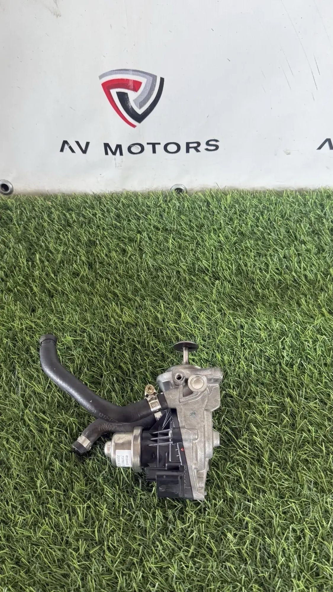 https://ycs.partsauto.market/partsauto-images/thmbs/userImages/82798d1dea2c19ada63d093c70529e74/part/4328a37a-aaa4-481c-a486-4f2d97e7a0aa_1787315689451.jpg