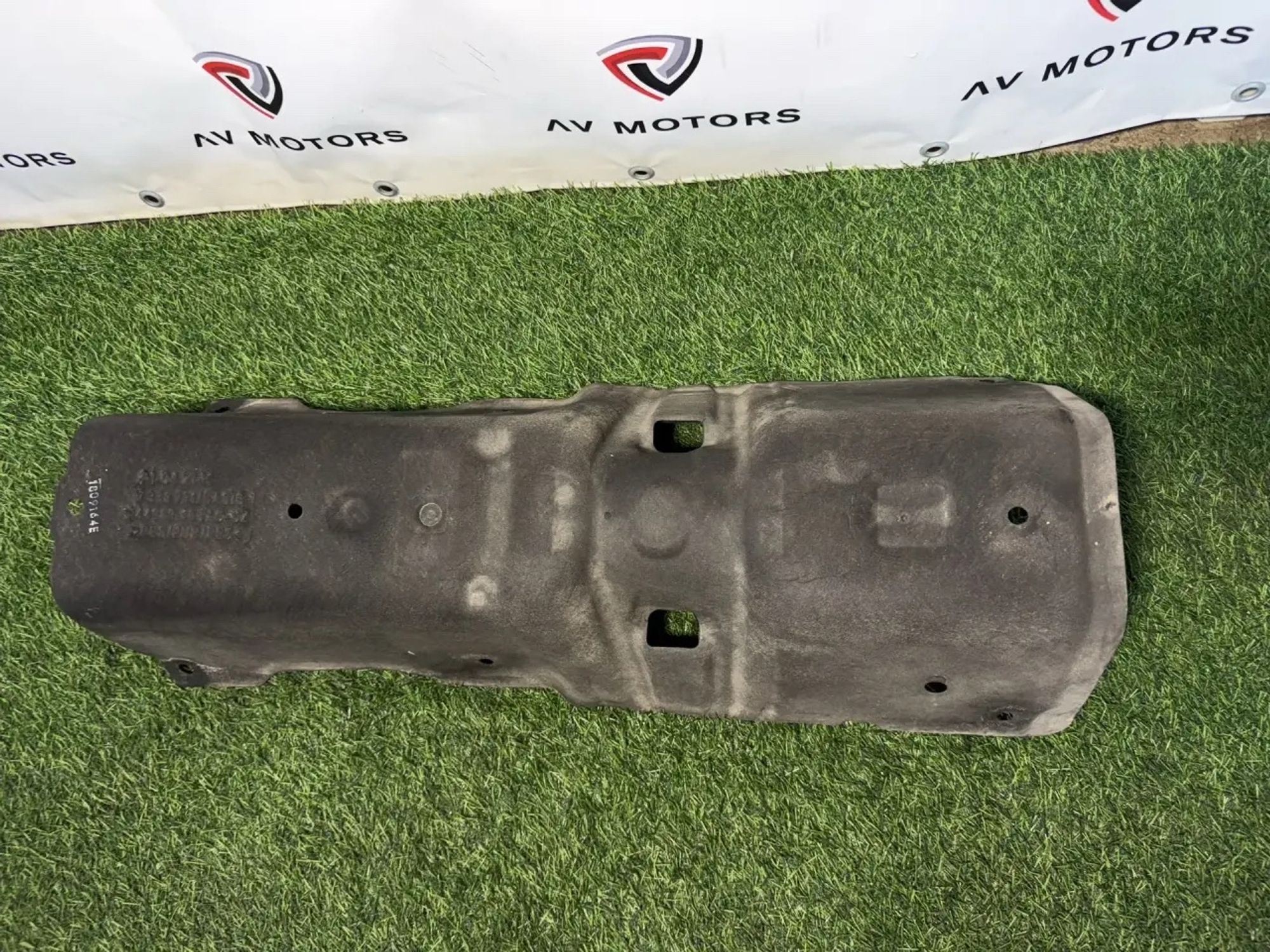 https://ycs.partsauto.market/partsauto-images/thmbs/userImages/82798d1dea2c19ada63d093c70529e74/part/455281fe-8e7c-4fcd-aad7-99b74a2923c4_1781165775462.jpg