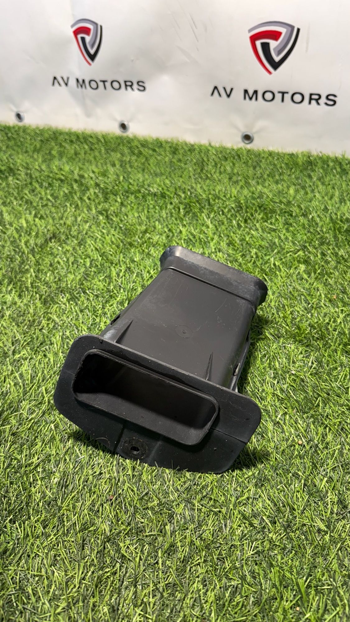 https://ycs.partsauto.market/partsauto-images/thmbs/userImages/82798d1dea2c19ada63d093c70529e74/part/456feea9-bd00-4bdc-b6fc-c759bd3da233_1781094006126.jpg
