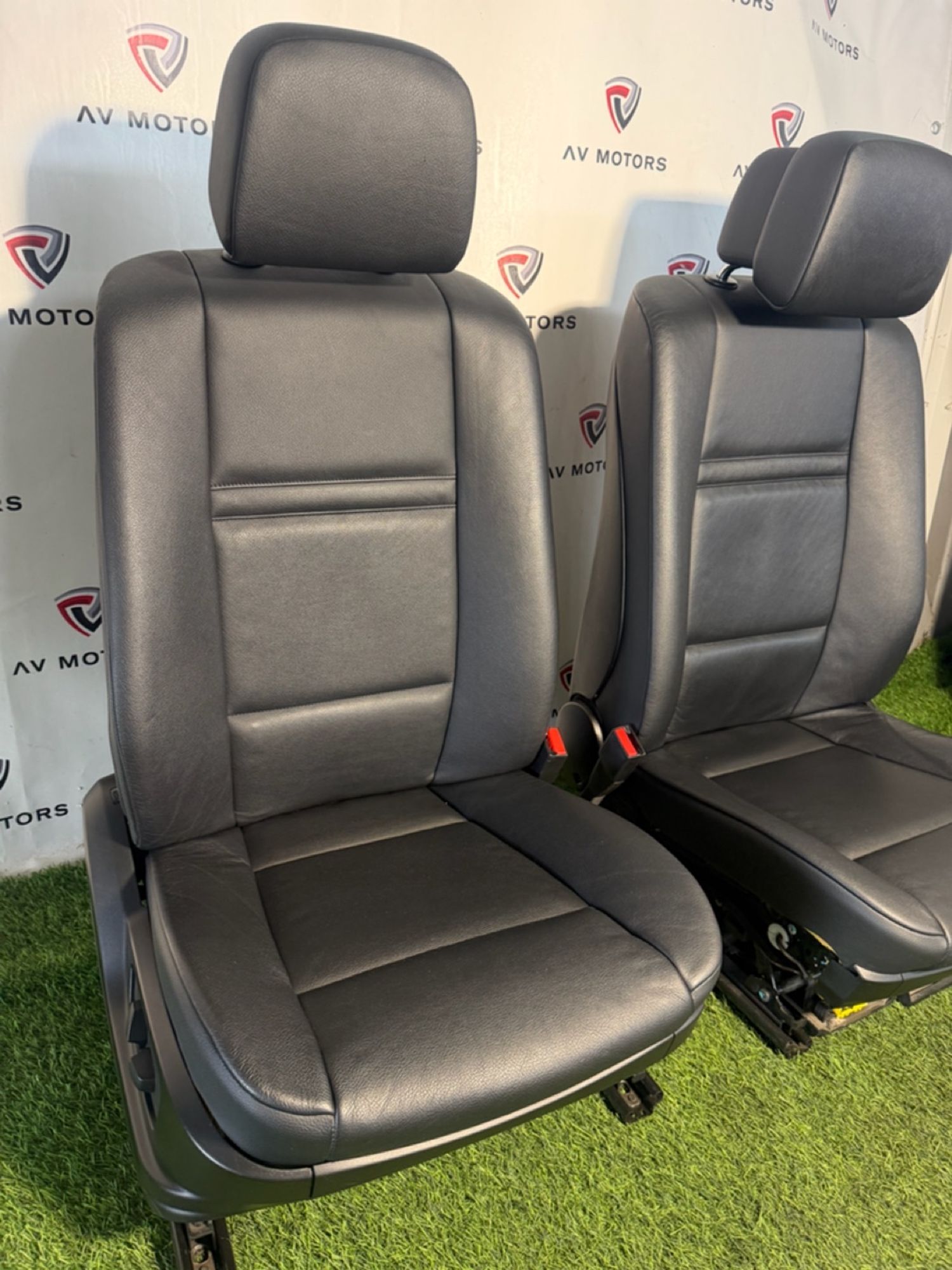 https://ycs.partsauto.market/partsauto-images/thmbs/userImages/82798d1dea2c19ada63d093c70529e74/part/468b8b2a-b0f6-4ab2-8a9c-b37d46153c79_1787226735724.jpg