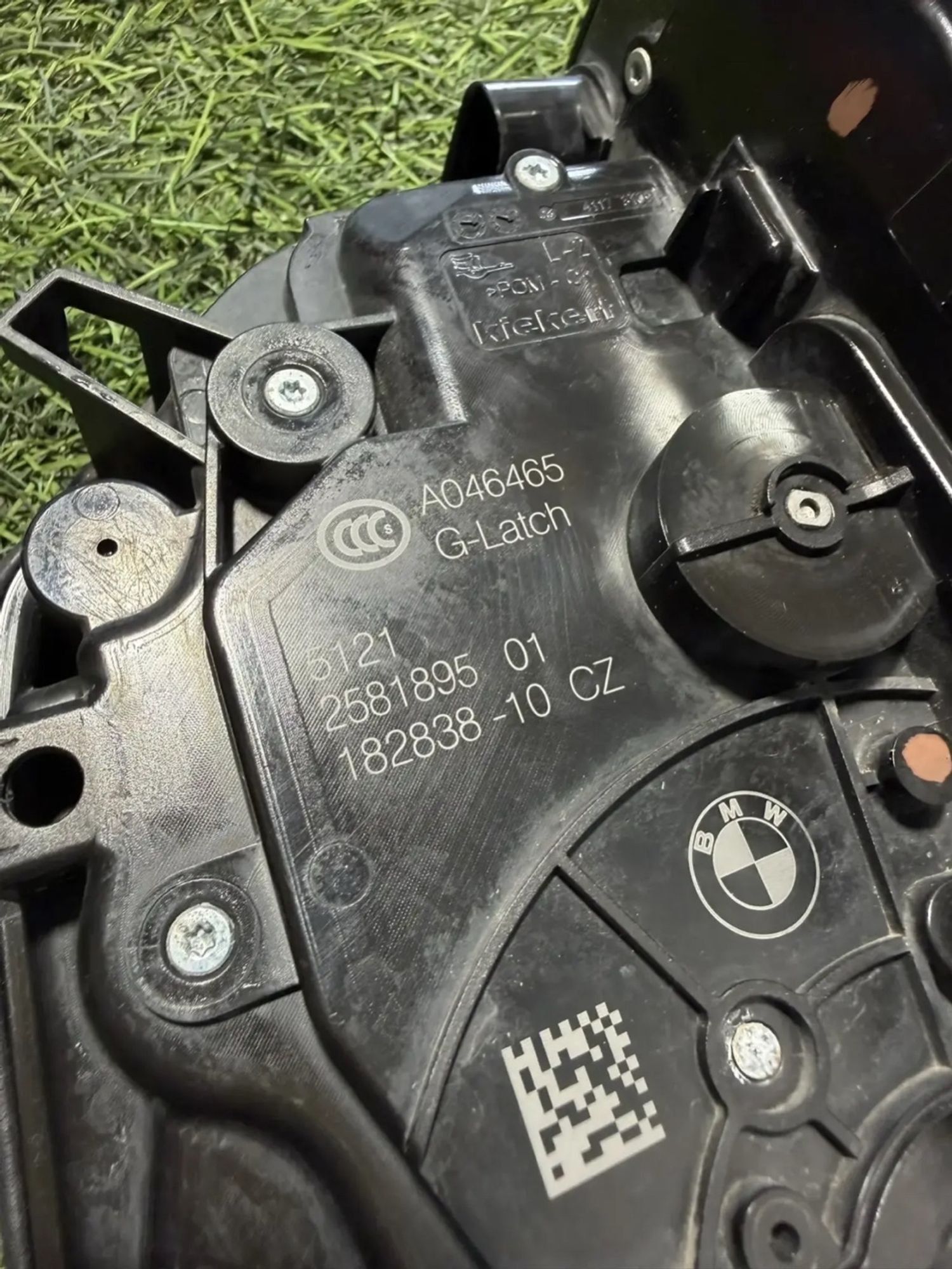 https://ycs.partsauto.market/partsauto-images/thmbs/userImages/82798d1dea2c19ada63d093c70529e74/part/4711a4ef-e6ed-4f19-82b3-0f19353a9cf0_1781696050071.jpg