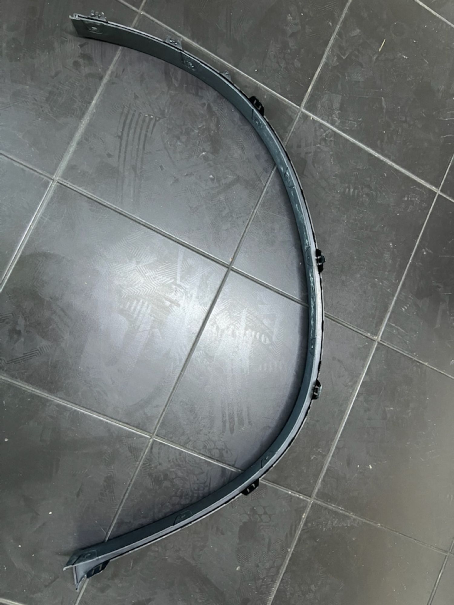 https://ycs.partsauto.market/partsauto-images/thmbs/userImages/82798d1dea2c19ada63d093c70529e74/part/4ab9cb6e-d9cd-4861-9928-179f223e9cf5_1739439892214.jpg