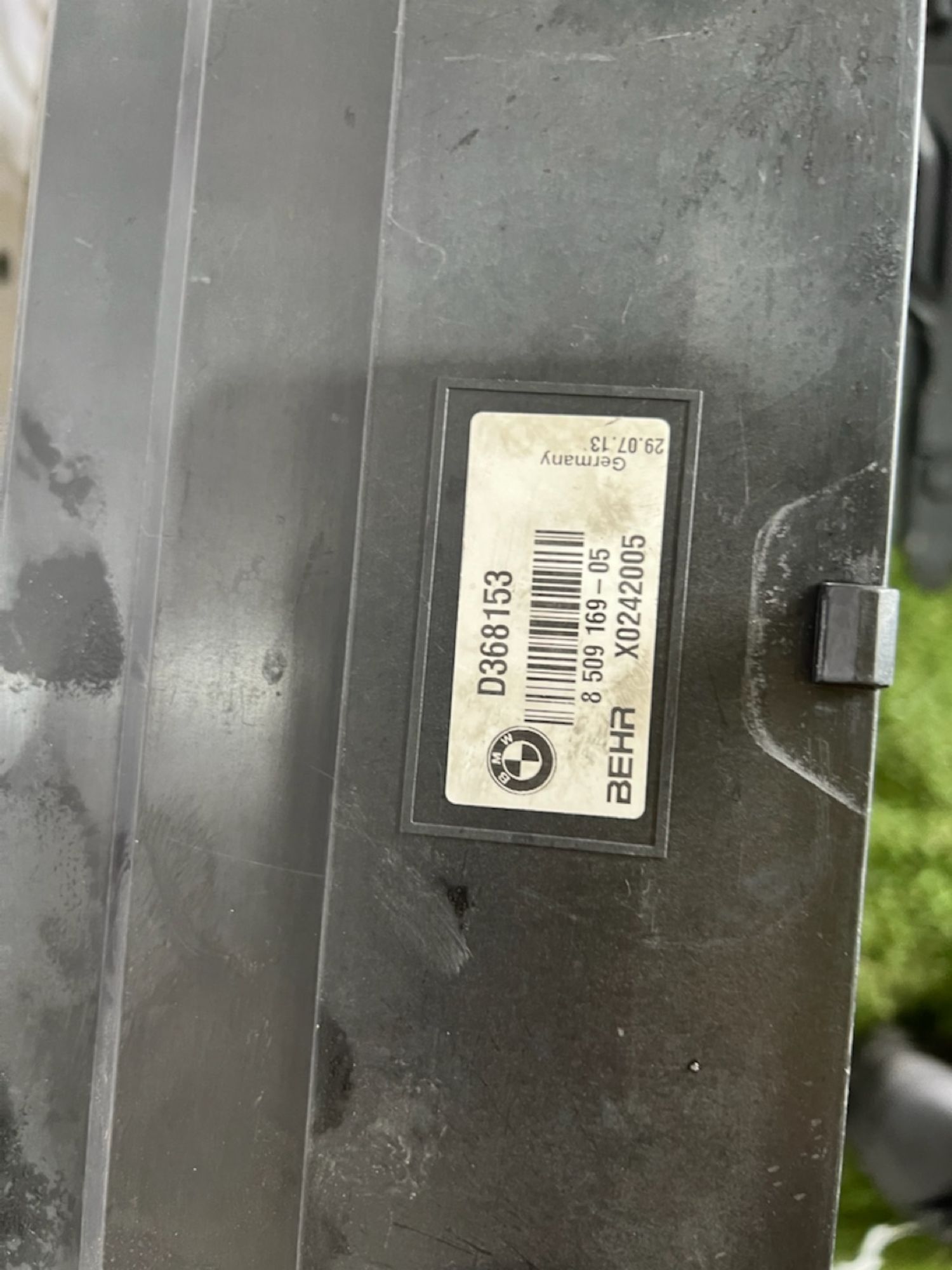 https://ycs.partsauto.market/partsauto-images/thmbs/userImages/82798d1dea2c19ada63d093c70529e74/part/51008adb-ba71-4735-a728-ad8ccf493f70_1739536454790.jpg