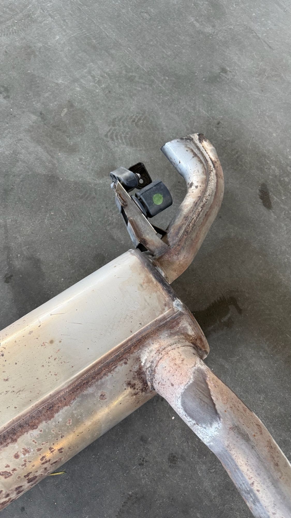 https://ycs.partsauto.market/partsauto-images/thmbs/userImages/82798d1dea2c19ada63d093c70529e74/part/52188fa7-d4b5-4fc3-805b-d5287725f547_1781003311281.jpg