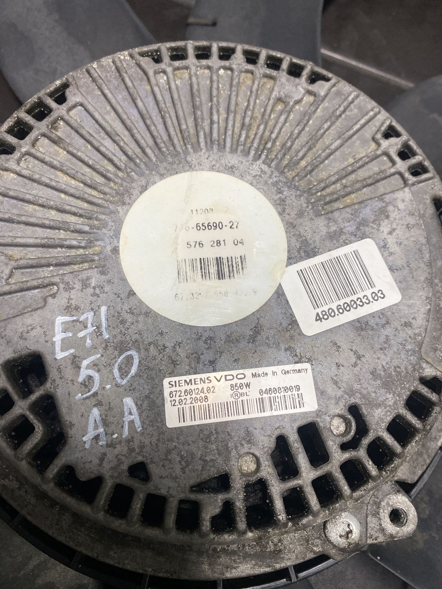 https://ycs.partsauto.market/partsauto-images/thmbs/userImages/82798d1dea2c19ada63d093c70529e74/part/554dacca-113f-422c-bde2-af5669b59360_1702579265501.jpg