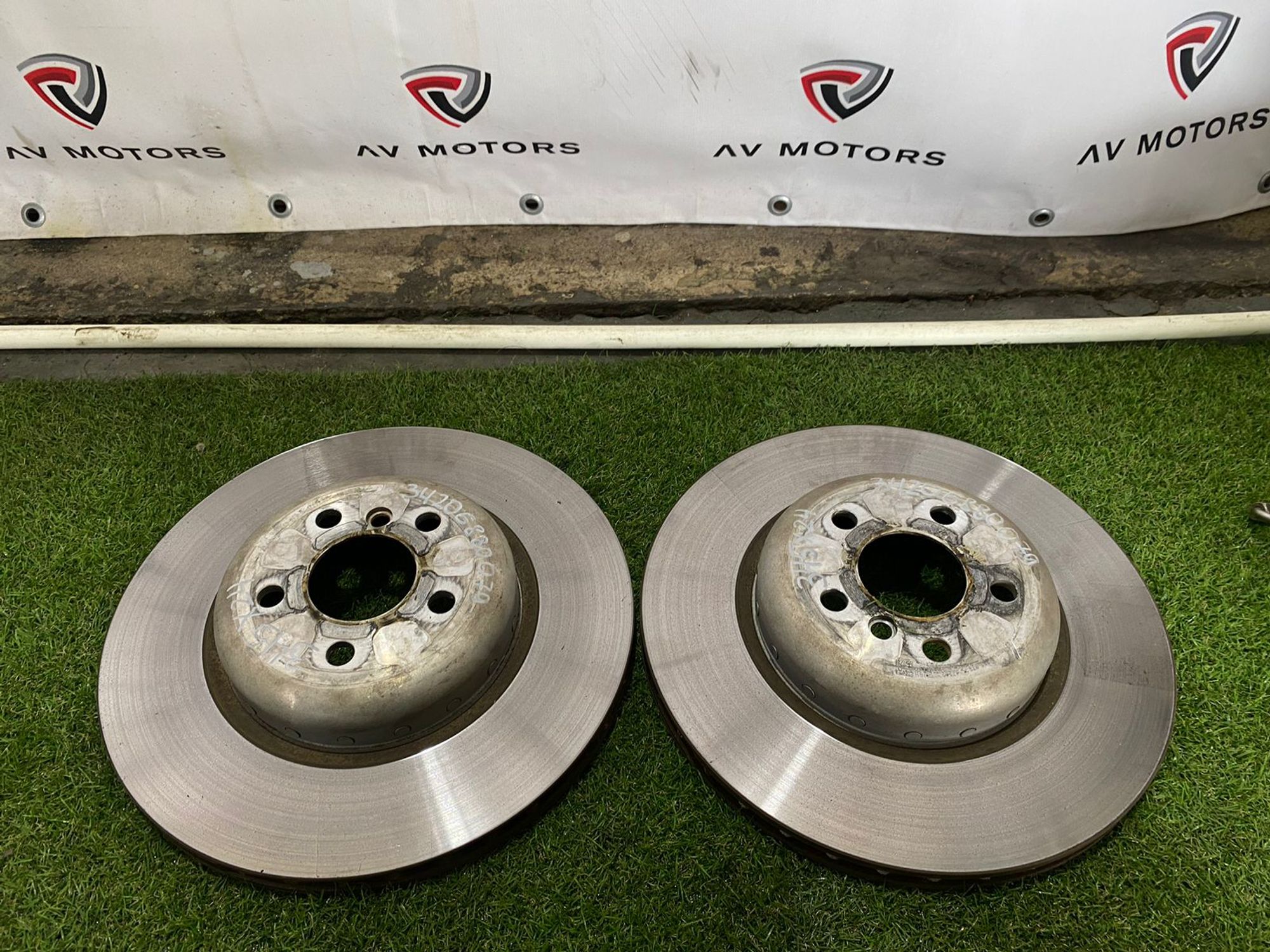 https://ycs.partsauto.market/partsauto-images/thmbs/userImages/82798d1dea2c19ada63d093c70529e74/part/5a04655d-1899-4edc-9d73-cd05b44622bc_1739190368589.jpg