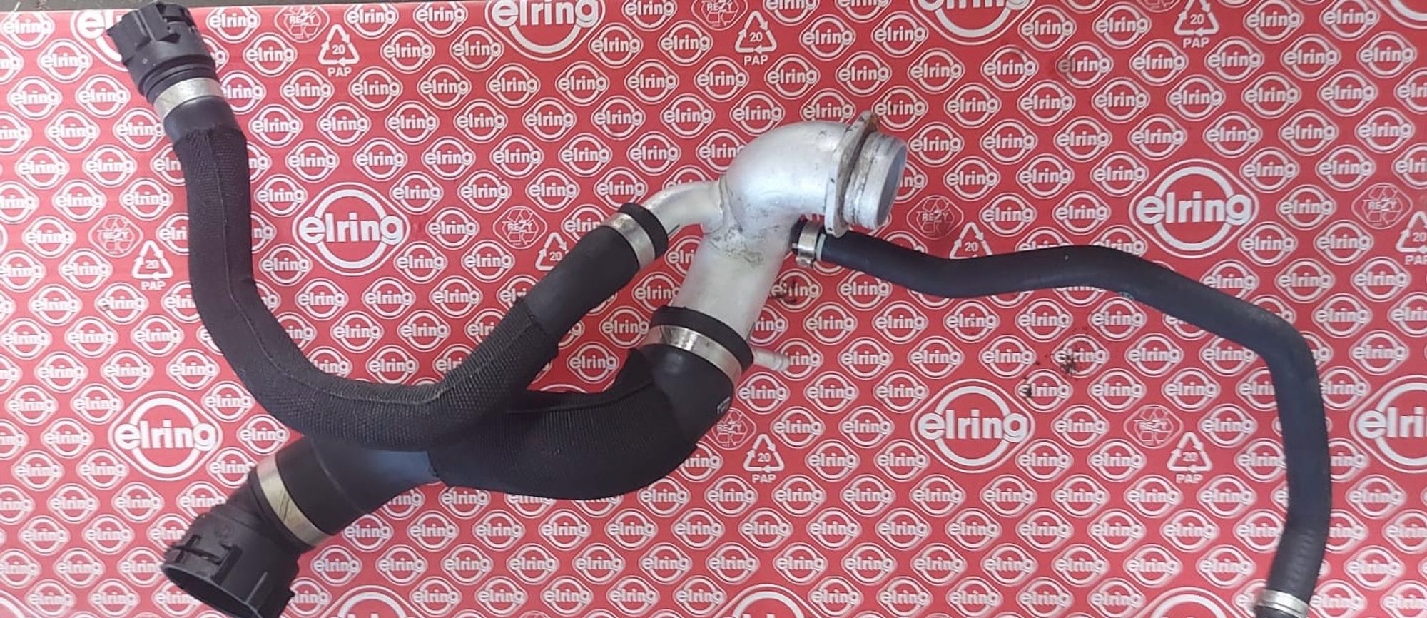 https://ycs.partsauto.market/partsauto-images/thmbs/userImages/82798d1dea2c19ada63d093c70529e74/part/5a4d2bf5-45af-4739-9342-e090474afd0c_1721743519893.jpg