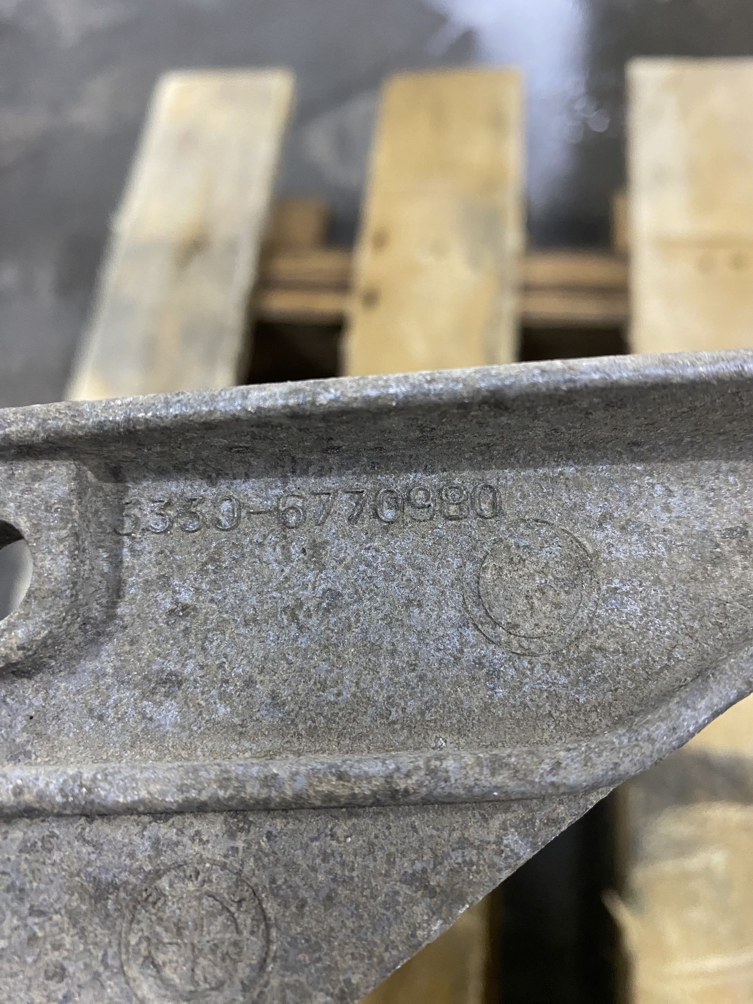 https://ycs.partsauto.market/partsauto-images/thmbs/userImages/82798d1dea2c19ada63d093c70529e74/part/5c962889-7d4e-4f69-941d-ce685652081e_1702346269077.jpg