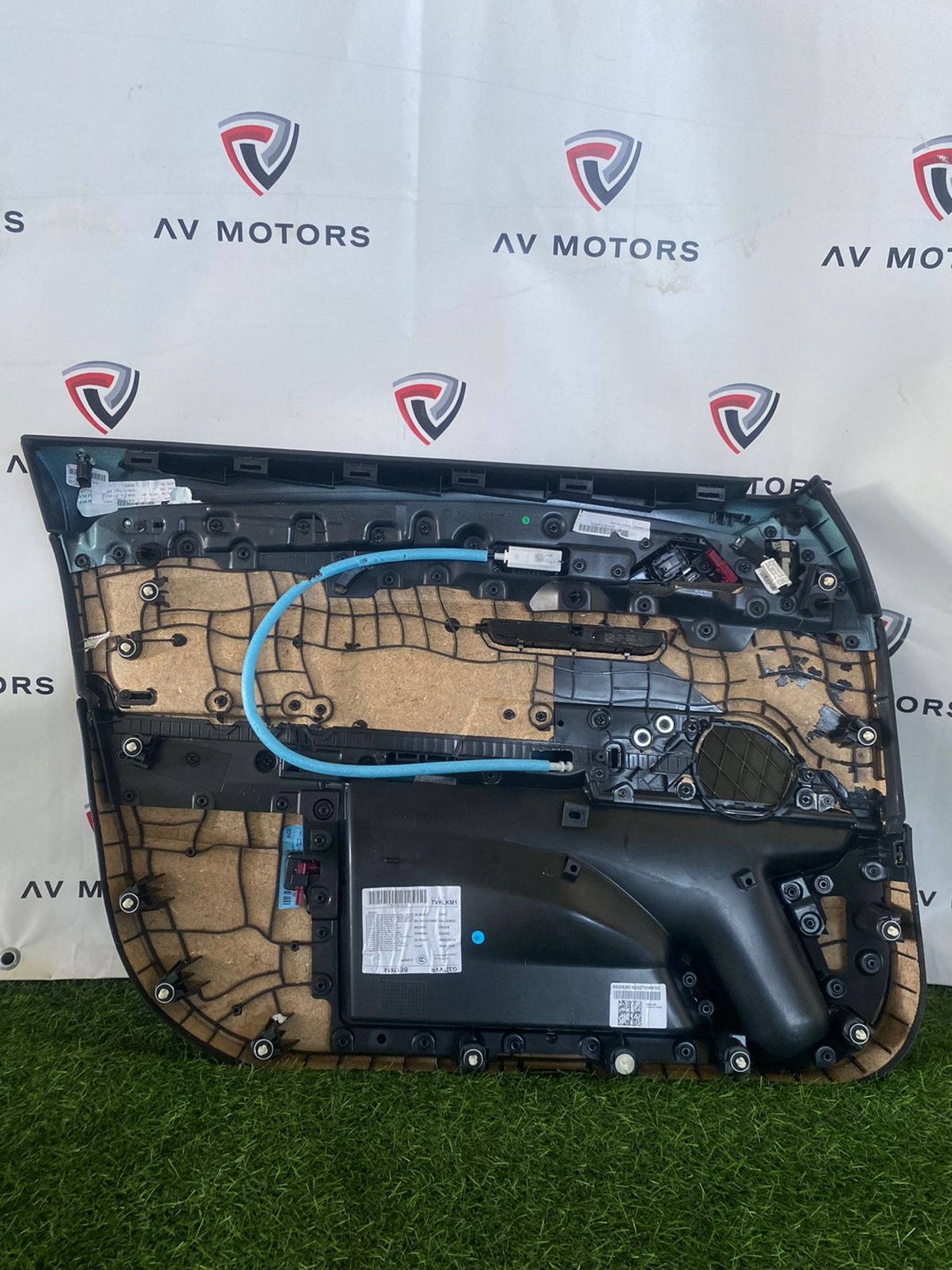 https://ycs.partsauto.market/partsauto-images/thmbs/userImages/82798d1dea2c19ada63d093c70529e74/part/60c9e72d-7959-4a12-a293-1f02e352cb42_1777456183599.jpg