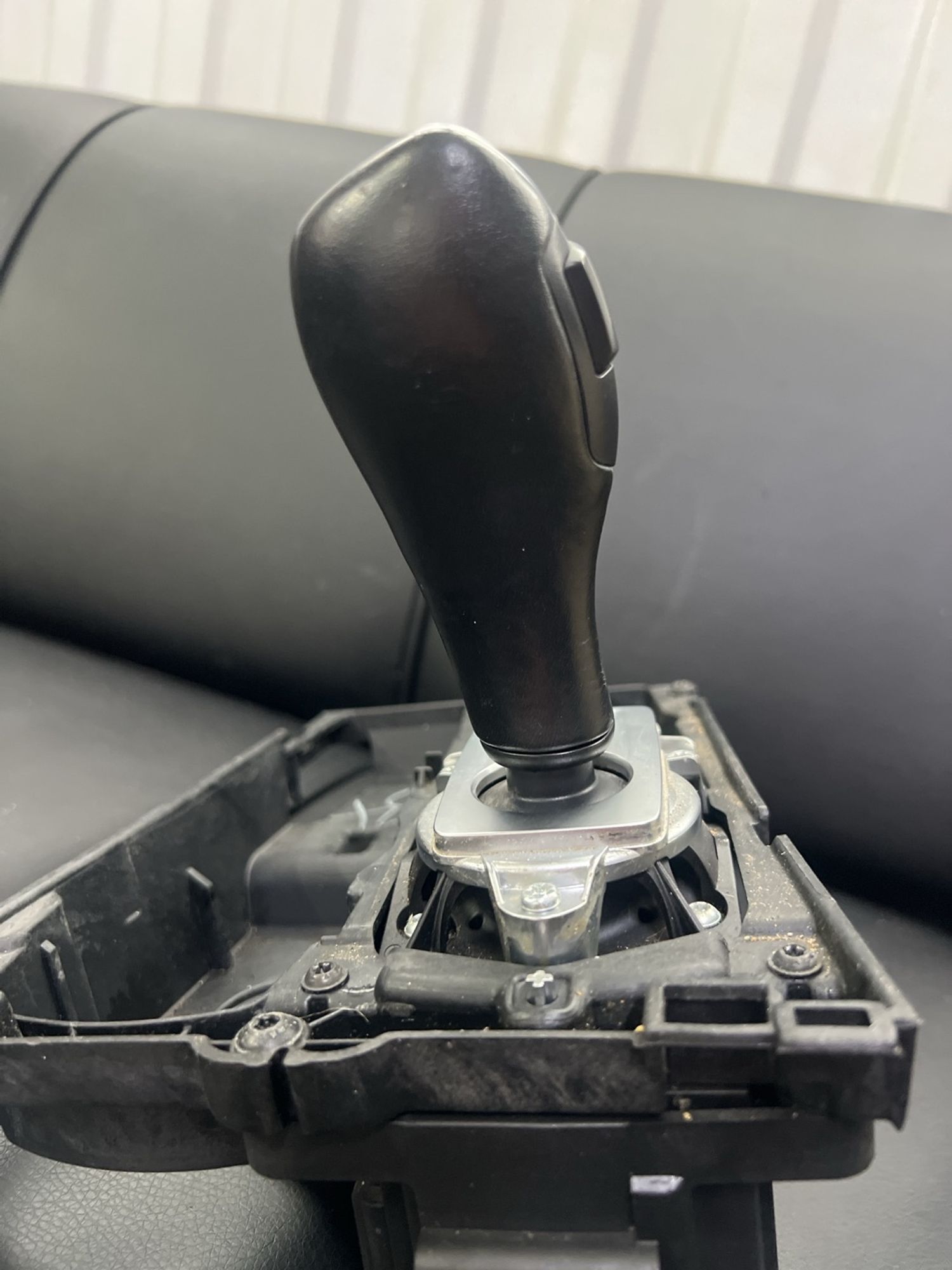https://ycs.partsauto.market/partsauto-images/thmbs/userImages/82798d1dea2c19ada63d093c70529e74/part/612af21d-a904-4312-9711-d79dc7f78bf1_1733819896758.jpg