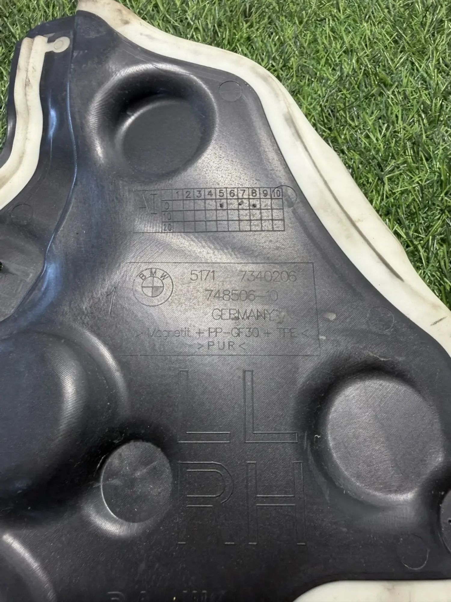 https://ycs.partsauto.market/partsauto-images/thmbs/userImages/82798d1dea2c19ada63d093c70529e74/part/6199467b-997c-4aee-8595-f29e4feb0d07_1781168986910.jpg