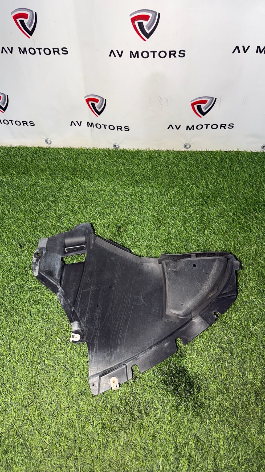 https://ycs.partsauto.market/partsauto-images/thmbs/userImages/82798d1dea2c19ada63d093c70529e74/part/61dbe12d-aae7-4be6-ba3c-d9c78621df2b_1781009639841.jpg