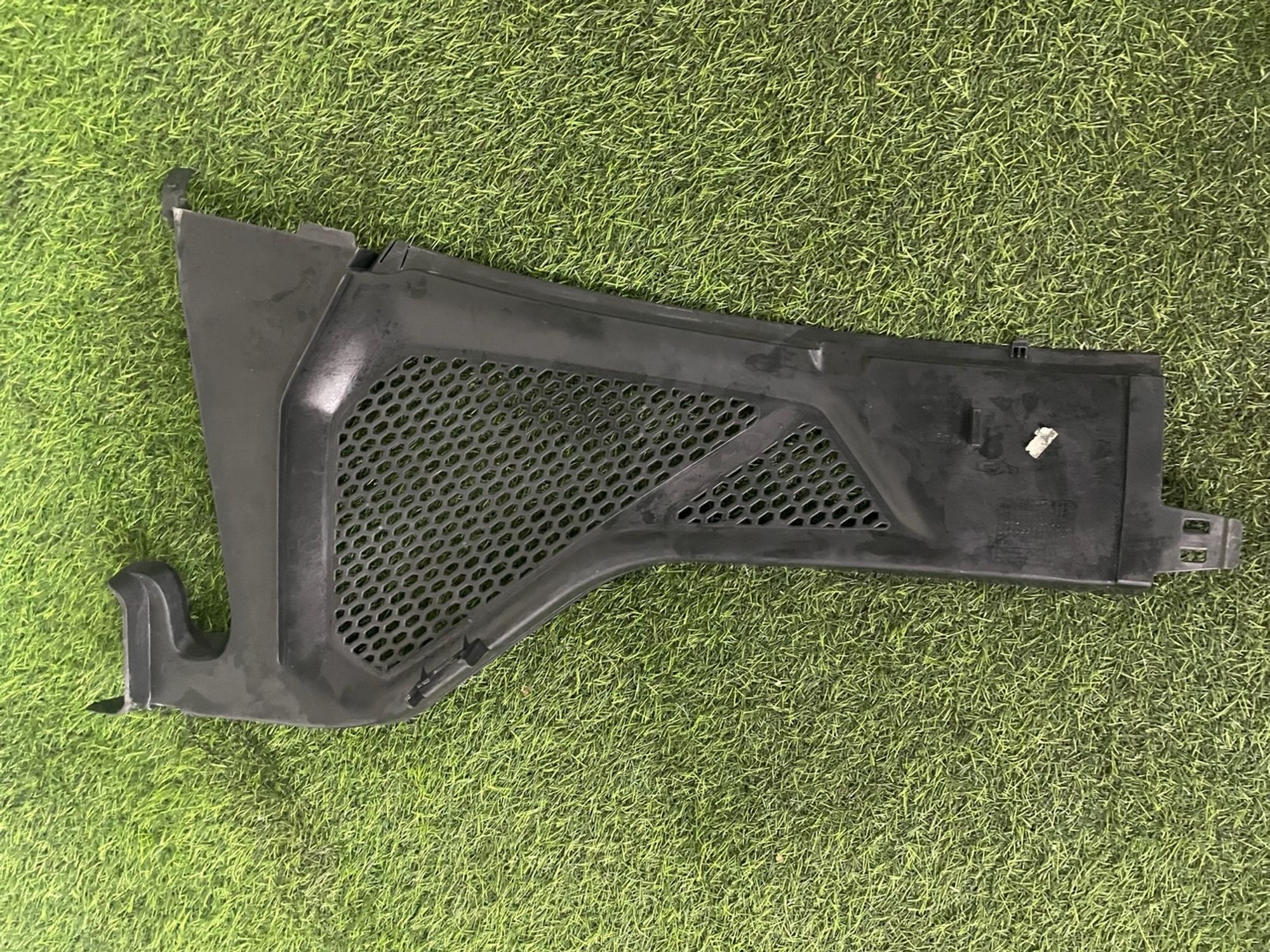 https://ycs.partsauto.market/partsauto-images/thmbs/userImages/82798d1dea2c19ada63d093c70529e74/part/62c39c15-3a7f-464a-b6b0-a14bd0a5d104_1781772909912.jpg