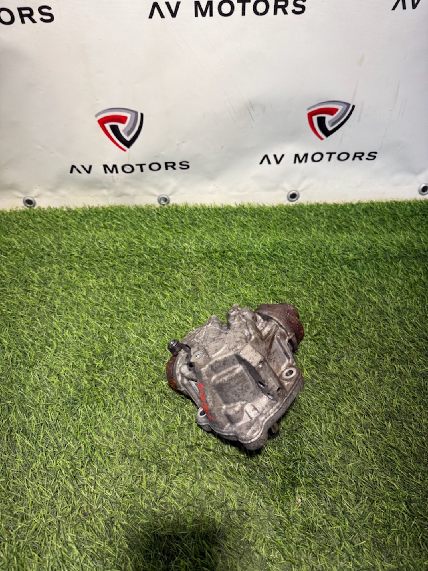 https://ycs.partsauto.market/partsauto-images/thmbs/userImages/82798d1dea2c19ada63d093c70529e74/part/67fcd66a-5224-4037-b75b-5ca98ac421ed_1776931798124.jpg