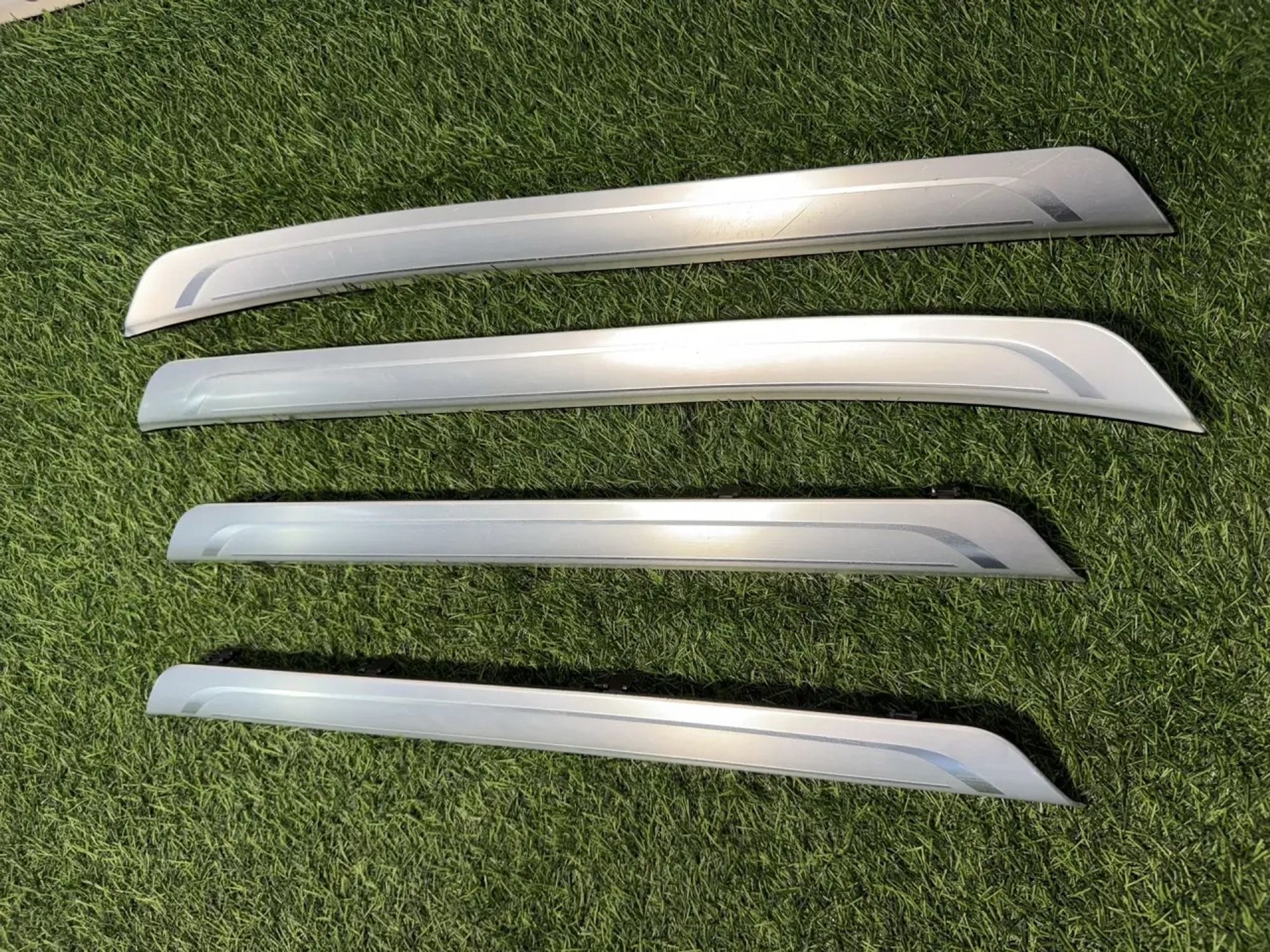 https://ycs.partsauto.market/partsauto-images/thmbs/userImages/82798d1dea2c19ada63d093c70529e74/part/6afebc77-f61c-49b0-8c61-6f3bff79f8b1_1781525496815.jpg