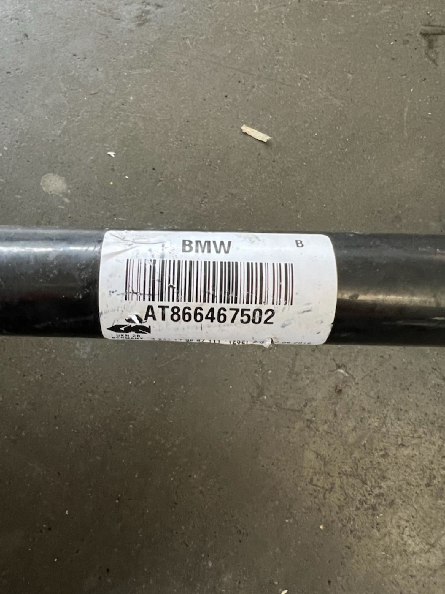 https://ycs.partsauto.market/partsauto-images/thmbs/userImages/82798d1dea2c19ada63d093c70529e74/part/6b701abb-572b-4444-a52b-48eaa2f05cfc_1720706585831.jpg