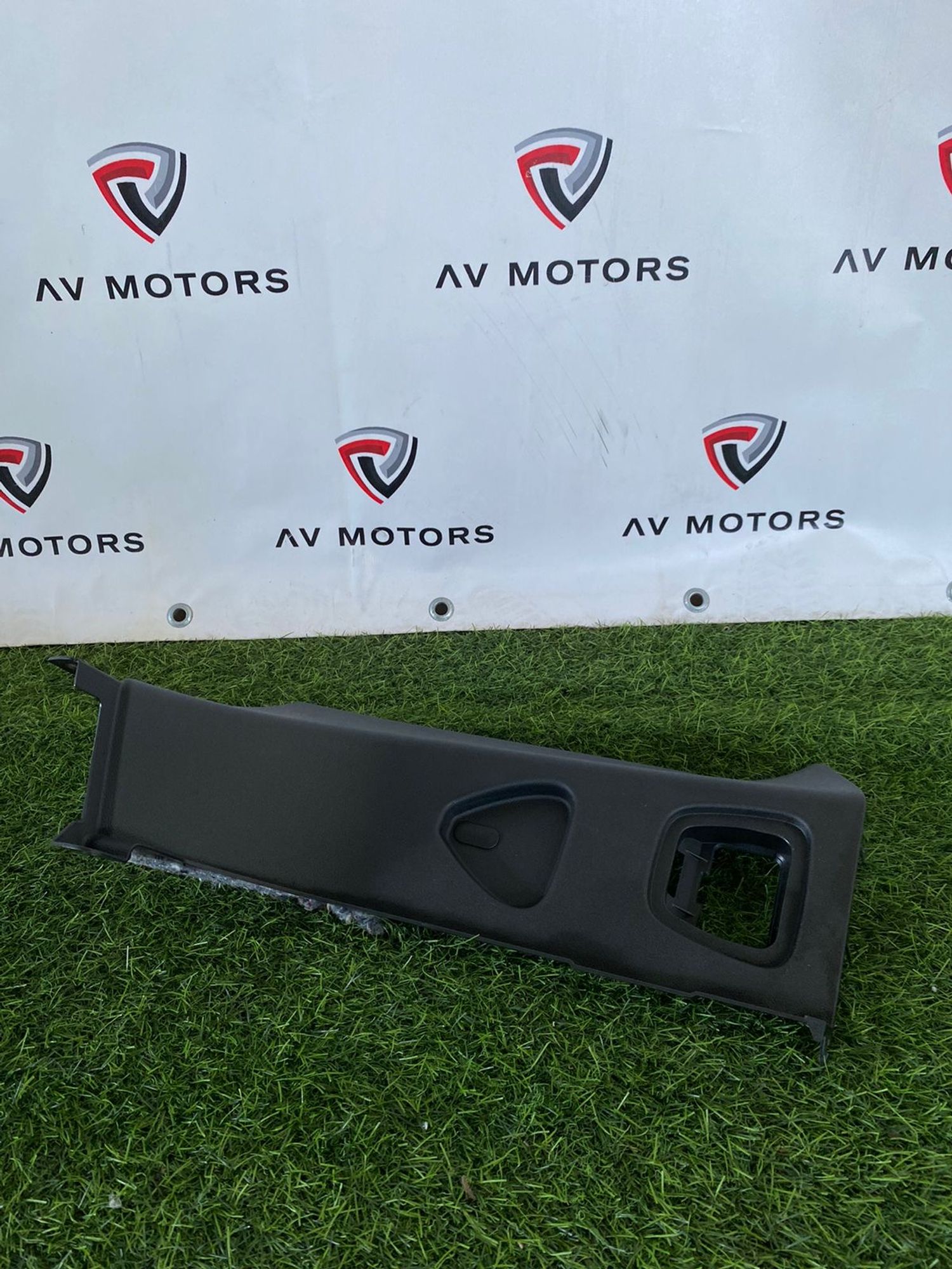 https://ycs.partsauto.market/partsauto-images/thmbs/userImages/82798d1dea2c19ada63d093c70529e74/part/6cb41069-44e8-4e1a-9c39-506c71ed1879_1777543040845.jpg