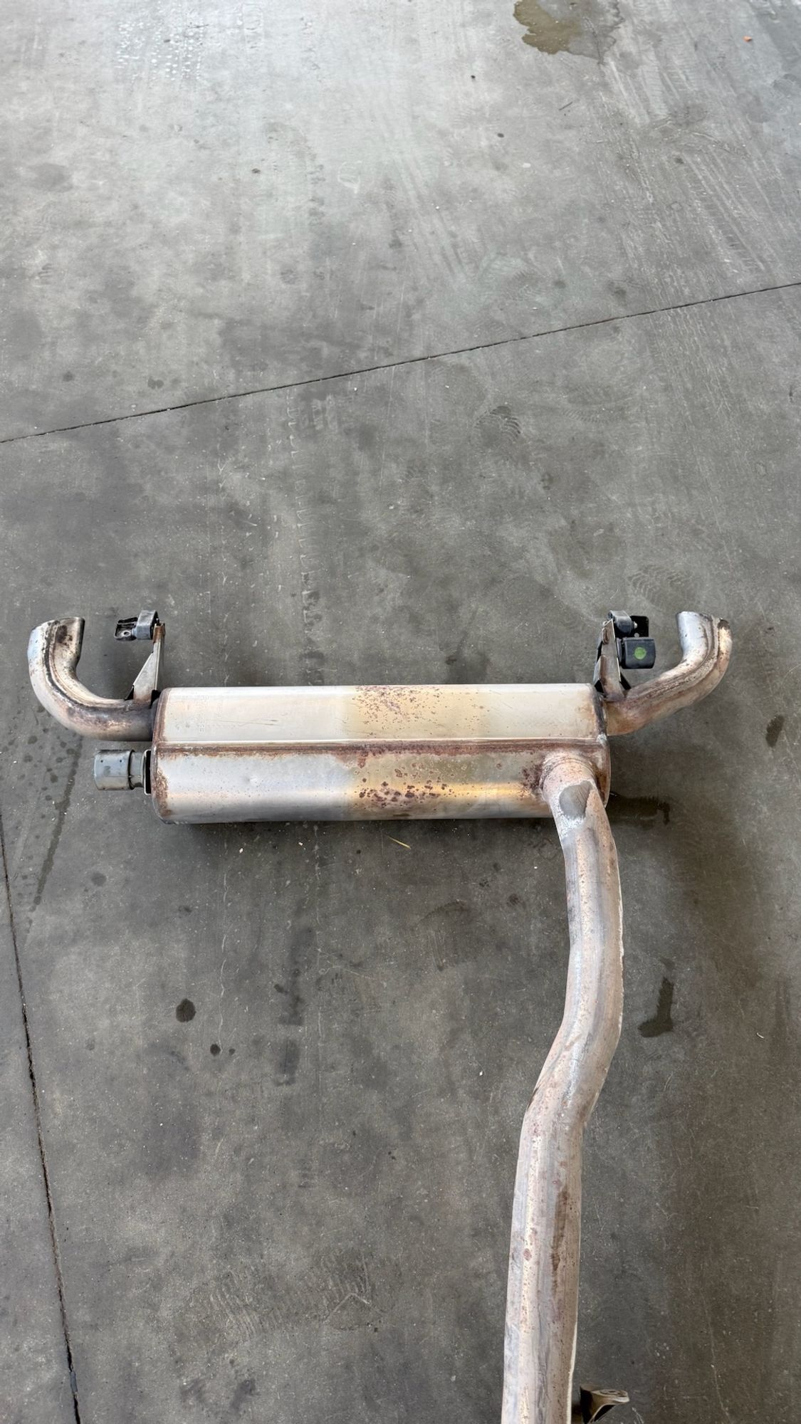https://ycs.partsauto.market/partsauto-images/thmbs/userImages/82798d1dea2c19ada63d093c70529e74/part/773fbe1c-0009-45f0-ac8b-c6e8f9ae5466_1781003313621.jpg