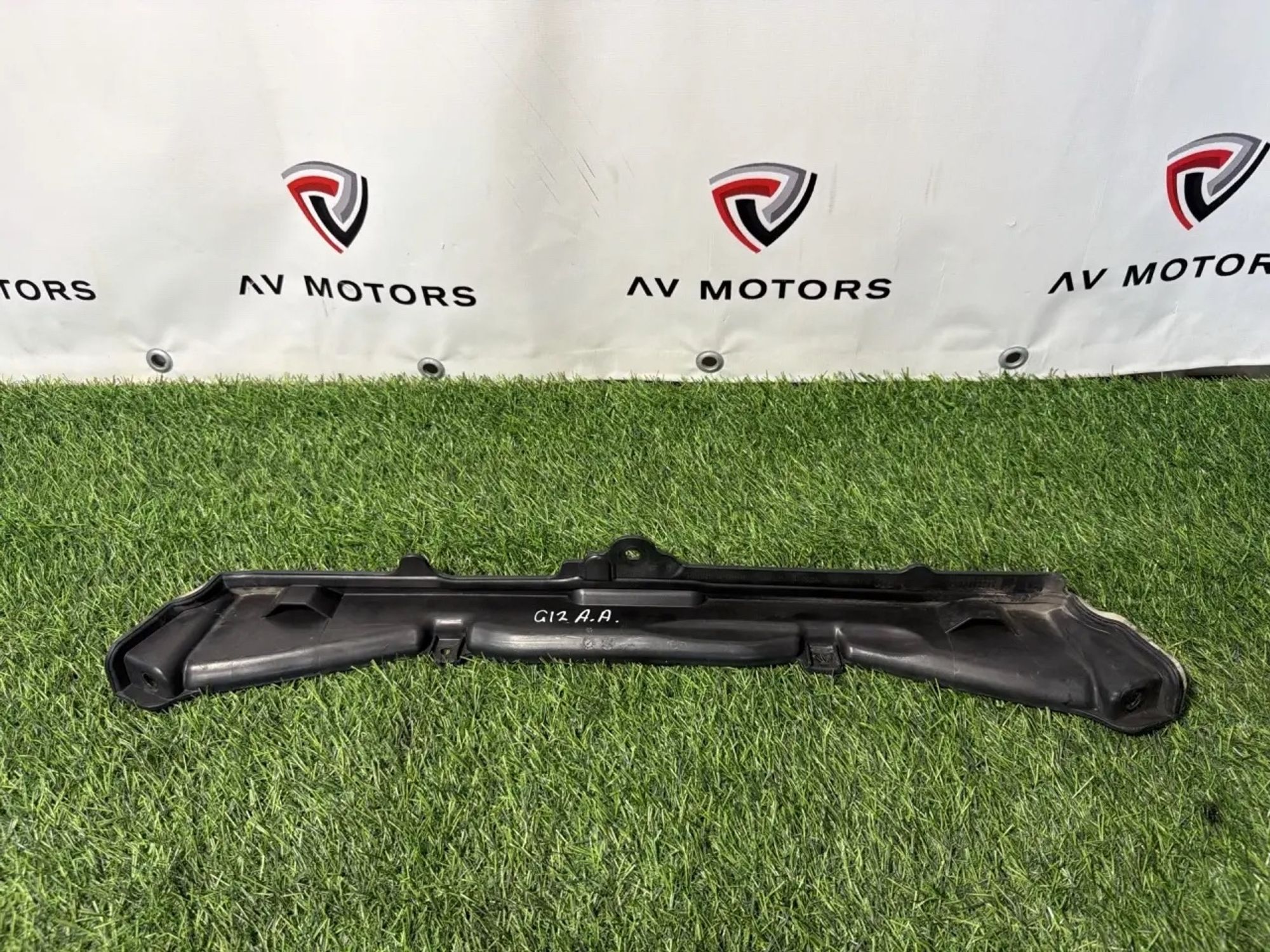 https://ycs.partsauto.market/partsauto-images/thmbs/userImages/82798d1dea2c19ada63d093c70529e74/part/7766dd87-d2c4-4553-9645-16ec3e65b5a3_1781168504450.jpg