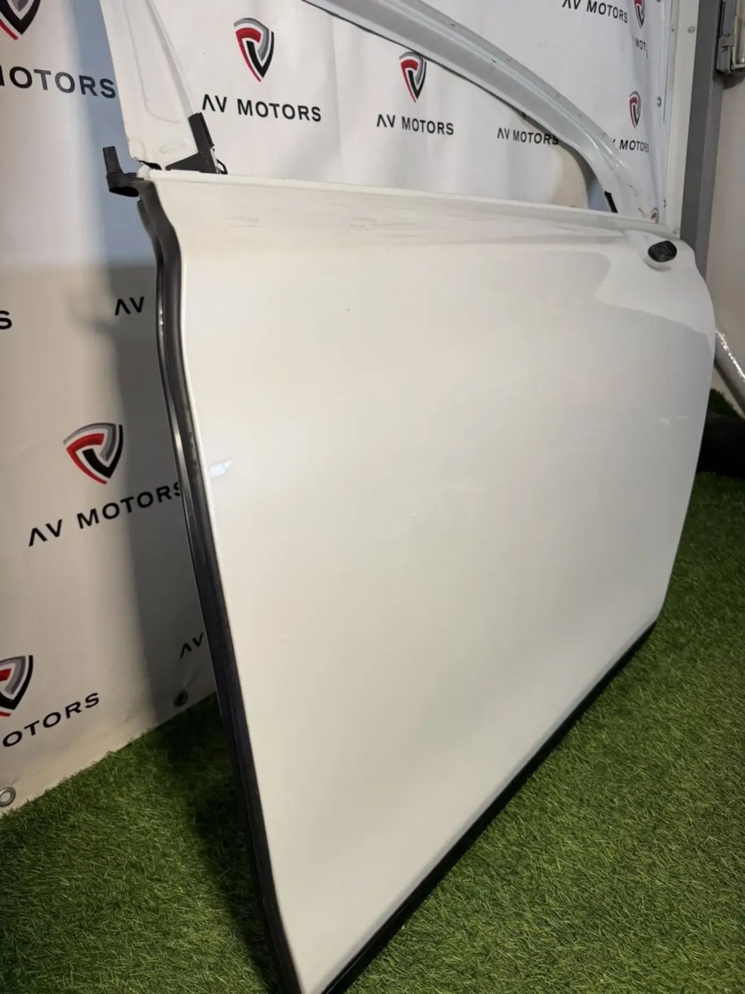 https://ycs.partsauto.market/partsauto-images/thmbs/userImages/82798d1dea2c19ada63d093c70529e74/part/786229c2-4d4f-4f15-9b04-91a9566b75b1_1781179696366.jpg
