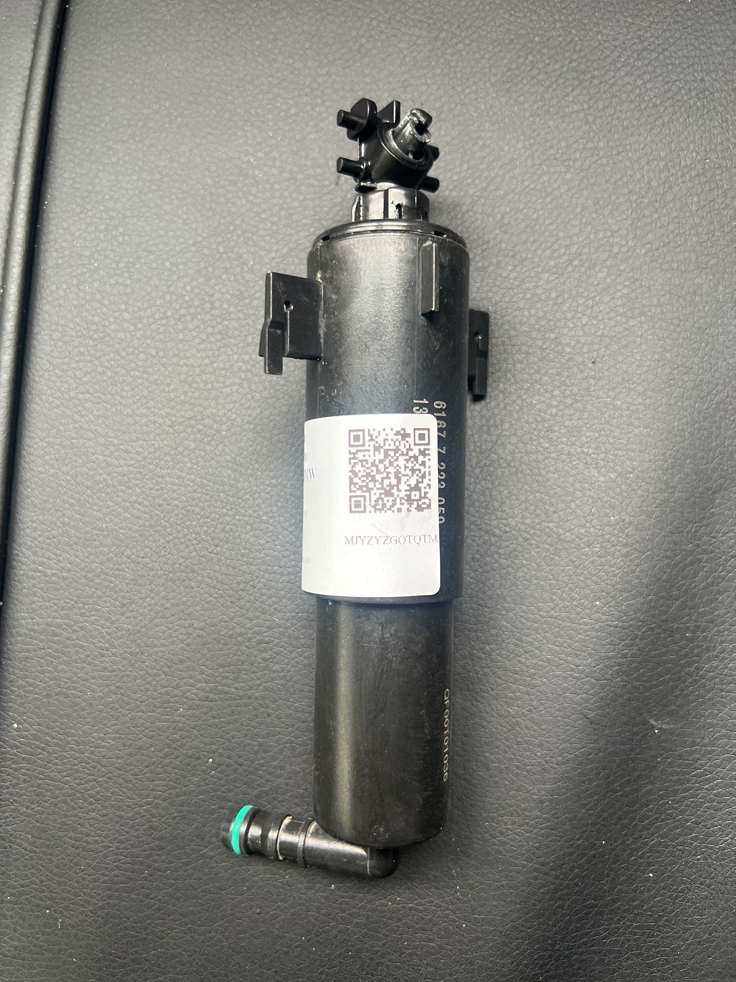 https://ycs.partsauto.market/partsauto-images/thmbs/userImages/82798d1dea2c19ada63d093c70529e74/part/7dc1acab-1b12-4d37-950a-30ca34c6dbd0_1702462089508.jpg