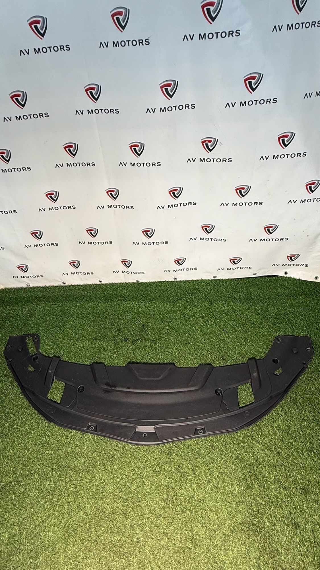 https://ycs.partsauto.market/partsauto-images/thmbs/userImages/82798d1dea2c19ada63d093c70529e74/part/82d8afb0-cce2-42fc-93e3-6fb20673cd52_1781010889639.jpg