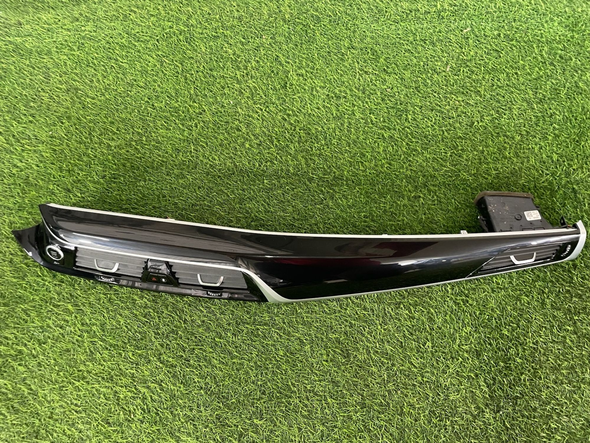 https://ycs.partsauto.market/partsauto-images/thmbs/userImages/82798d1dea2c19ada63d093c70529e74/part/83f08ed8-2ebd-4c3d-a6e5-a344ff3c3d7f_1777361701524.jpg