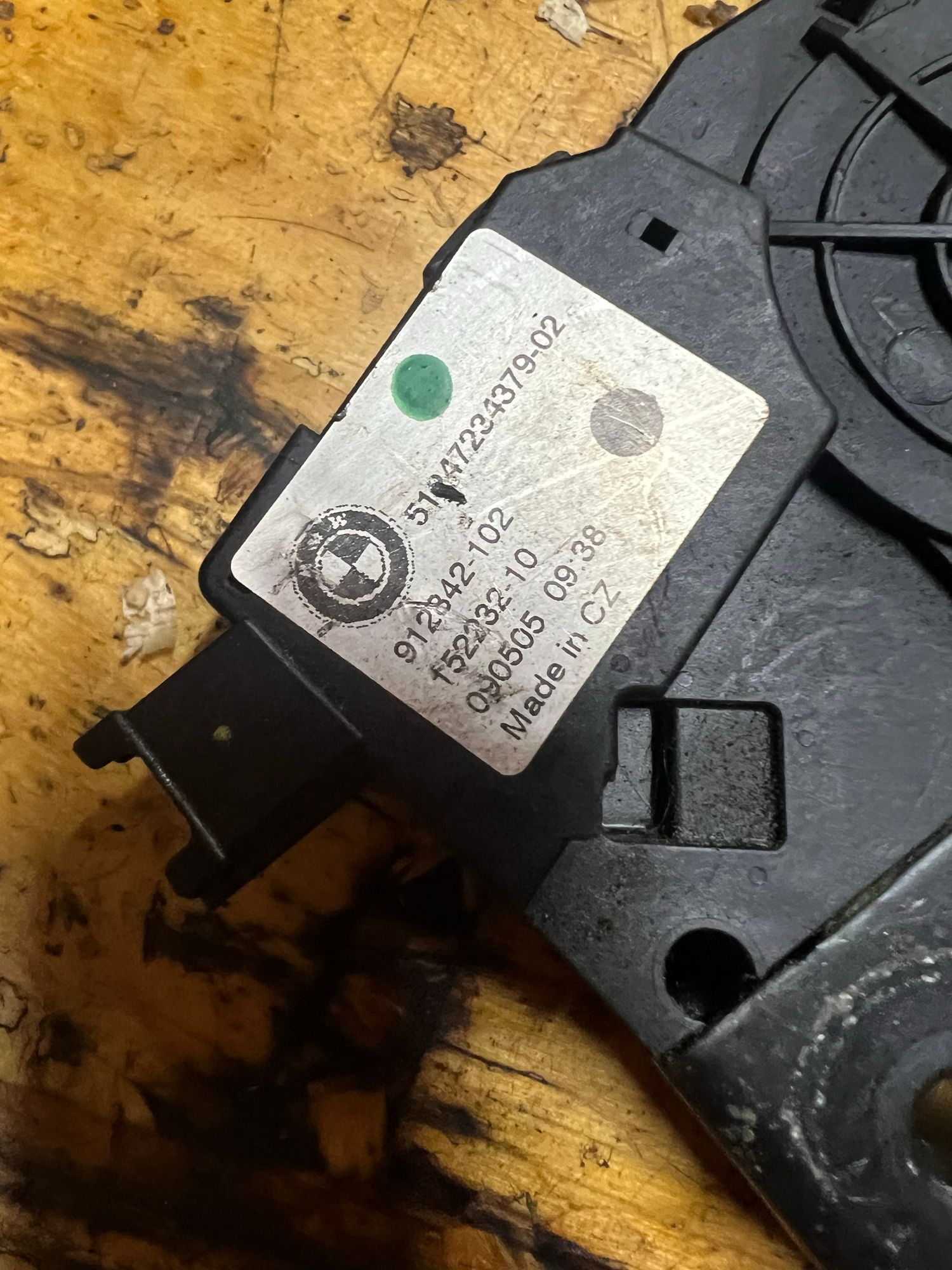https://ycs.partsauto.market/partsauto-images/thmbs/userImages/82798d1dea2c19ada63d093c70529e74/part/8acda11e-f60a-4cb6-b402-20941ad21c66_1698327093277.jpg
