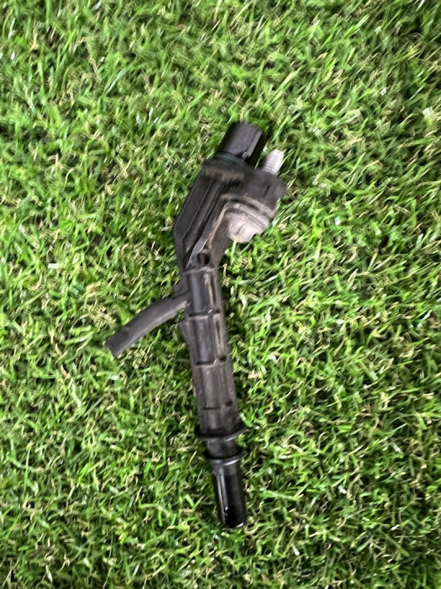 https://ycs.partsauto.market/partsauto-images/thmbs/userImages/82798d1dea2c19ada63d093c70529e74/part/8d26f271-8979-4fb5-a394-3fcd925e801f_1724317284282.jpg