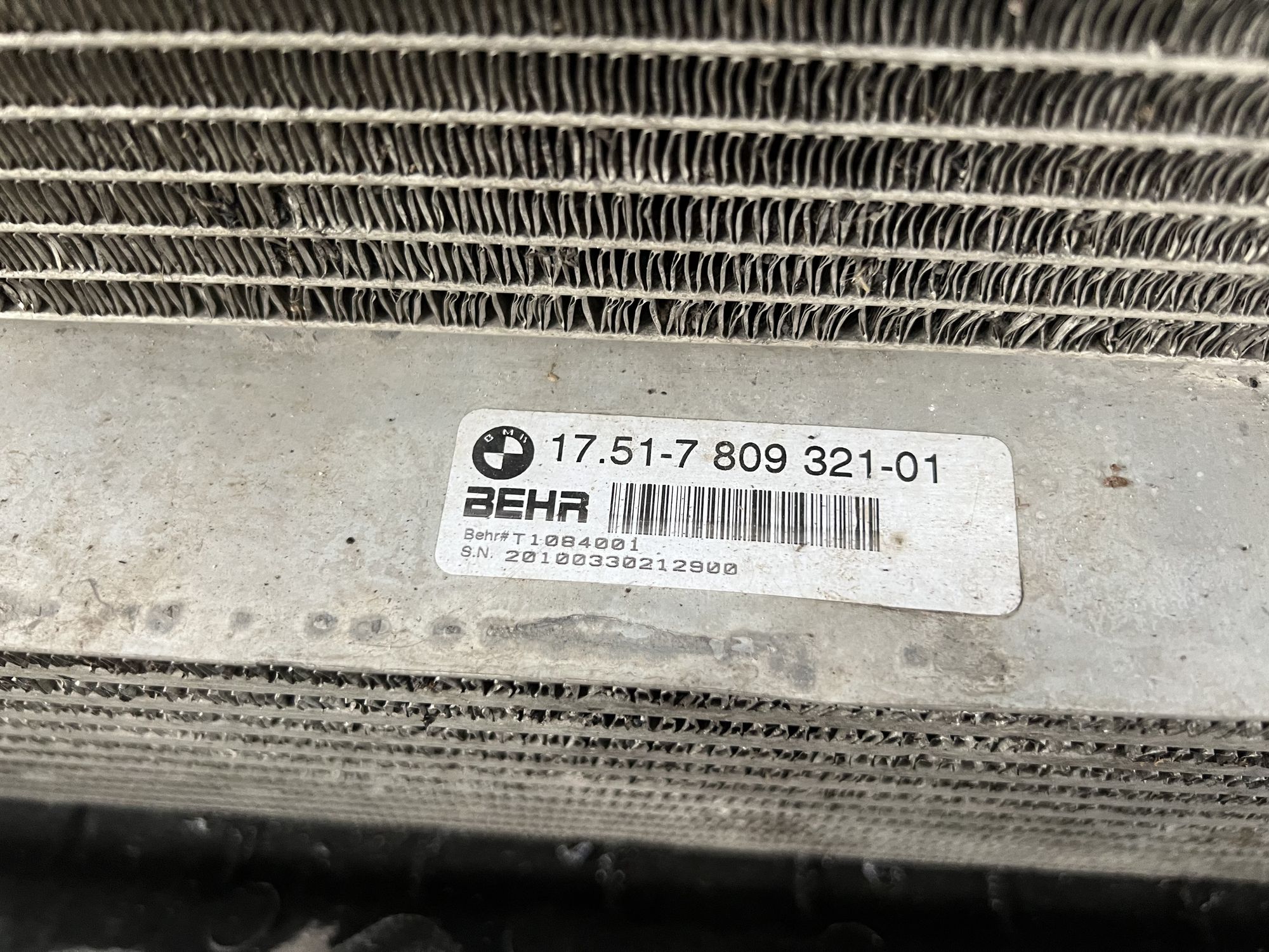 https://ycs.partsauto.market/partsauto-images/thmbs/userImages/82798d1dea2c19ada63d093c70529e74/part/924177d3-03f7-4448-b0e4-0039ad9b0391_1701942510903.jpg
