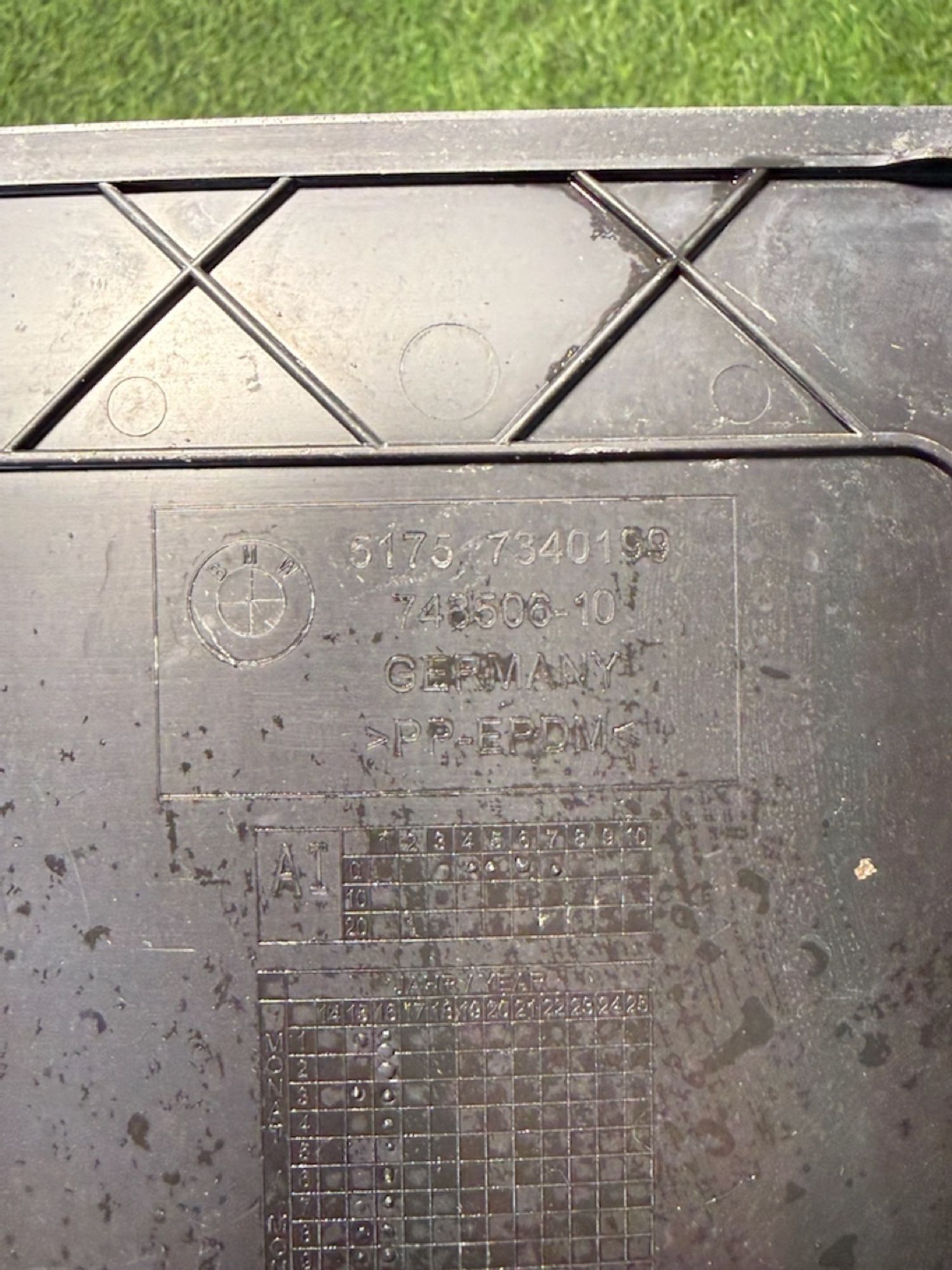 https://ycs.partsauto.market/partsauto-images/thmbs/userImages/82798d1dea2c19ada63d093c70529e74/part/924799dc-11ec-4fbd-8ef2-fd9e8888ac94_1781093577972.jpg