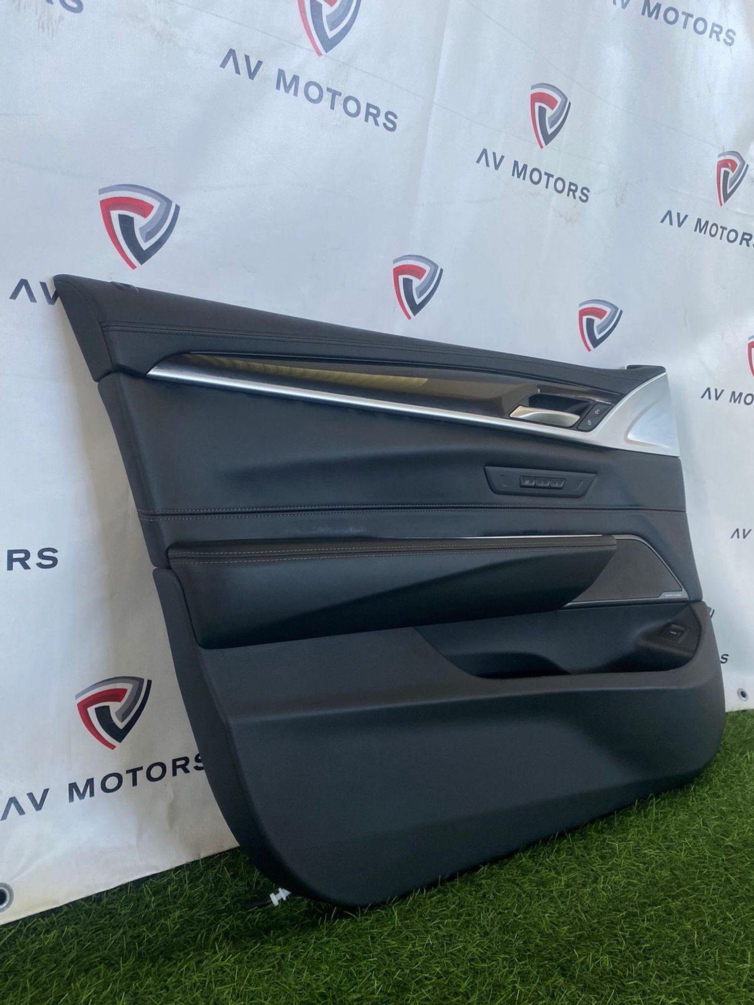 https://ycs.partsauto.market/partsauto-images/thmbs/userImages/82798d1dea2c19ada63d093c70529e74/part/9286ce5f-dd0b-435e-af9a-c34d2c2c05f8_1777454774051.jpg