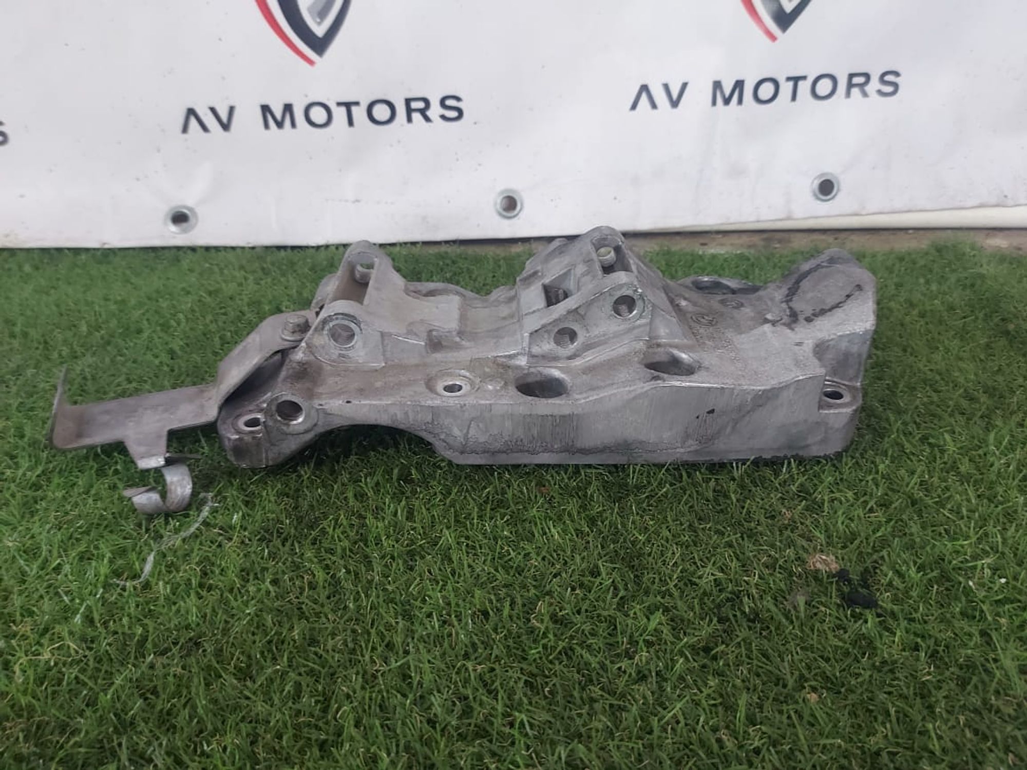 BMW F30 F32 Кронштейн крепления генератора N57, 1000 рублей, Краснодар