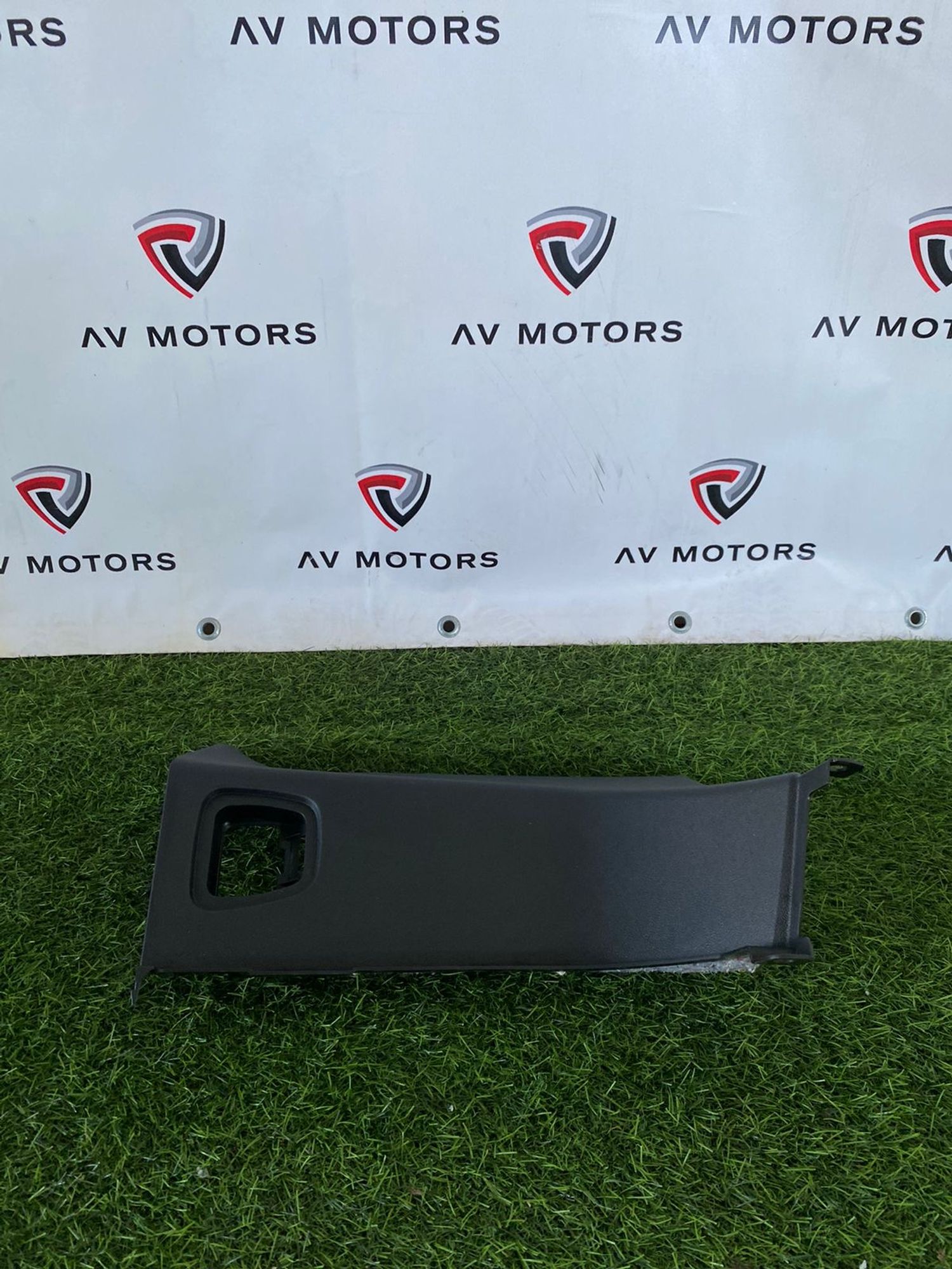 https://ycs.partsauto.market/partsauto-images/thmbs/userImages/82798d1dea2c19ada63d093c70529e74/part/98980beb-1dd1-4044-8aca-de554ba2b430_1777543561169.jpg