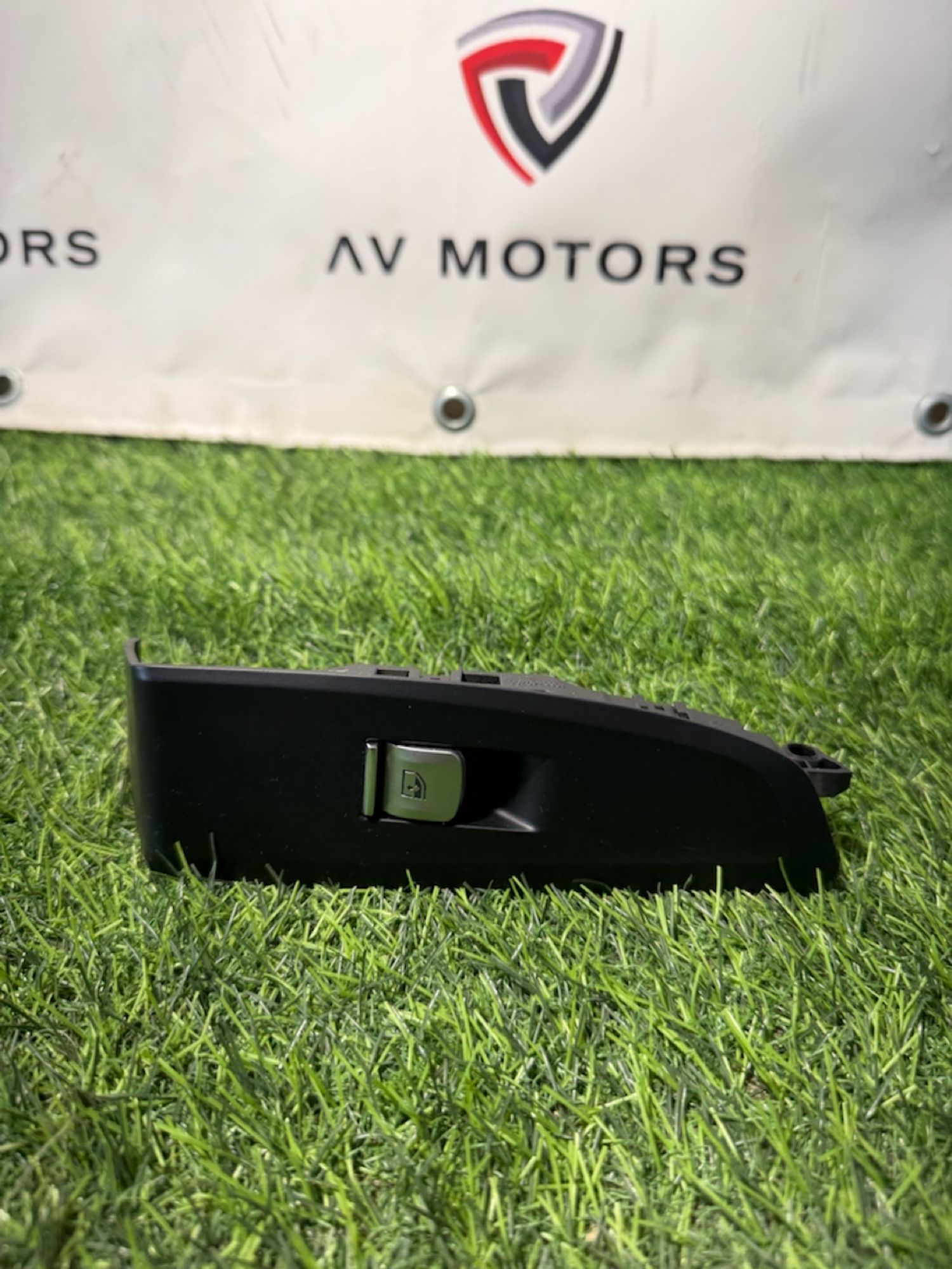 Кнопка стеклоподъемника BMW 7 серия G12, 1200 рублей, Краснодар