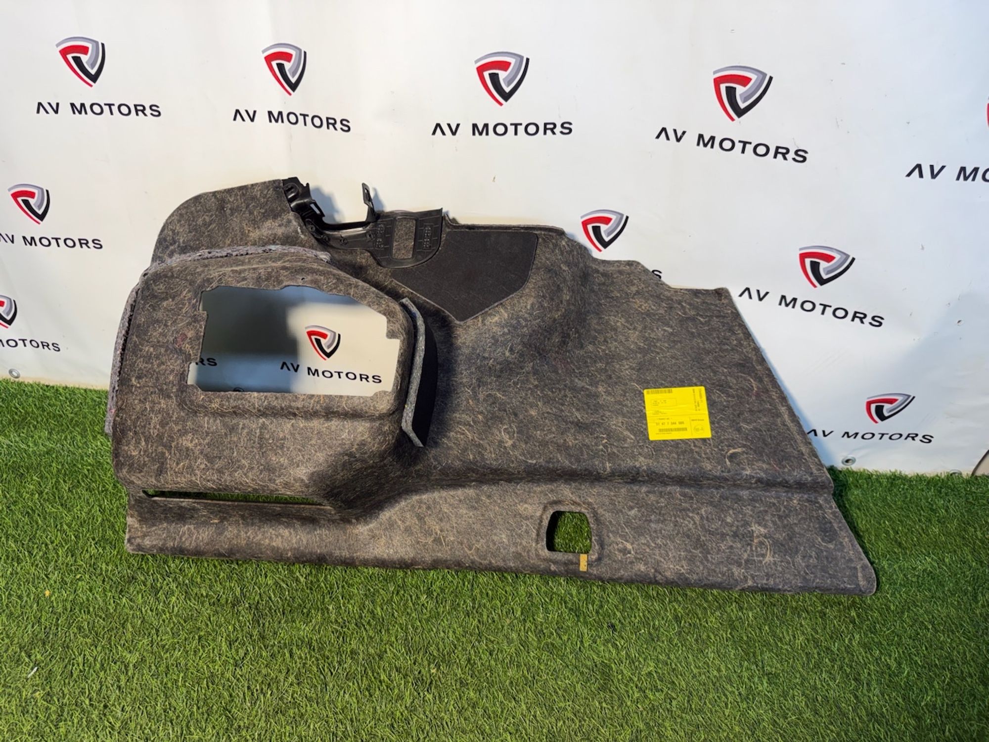 https://ycs.partsauto.market/partsauto-images/thmbs/userImages/82798d1dea2c19ada63d093c70529e74/part/9cb3920d-2ed2-4a19-95bf-4064ea715597_1781610295998.jpg