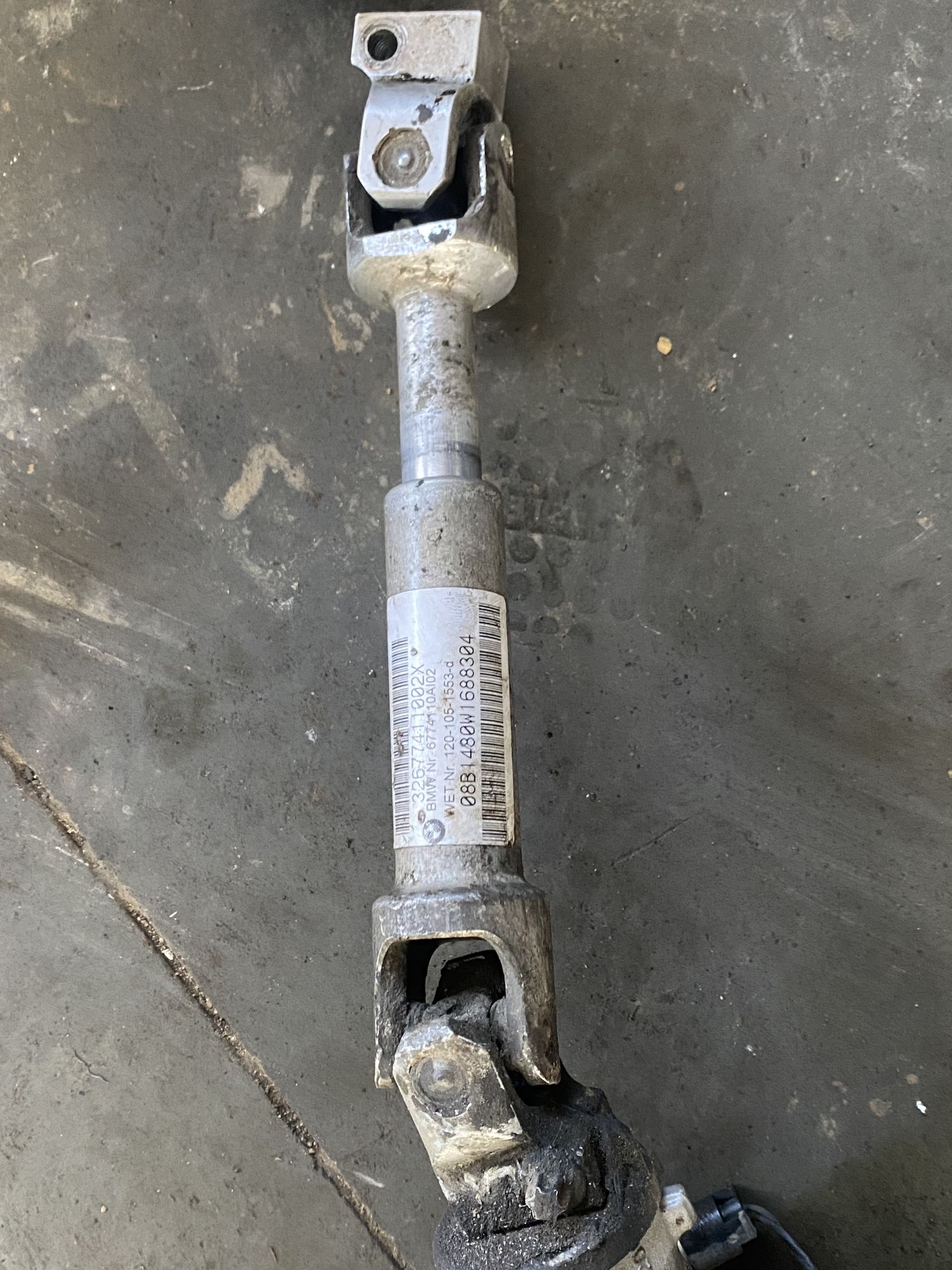 https://ycs.partsauto.market/partsauto-images/thmbs/userImages/82798d1dea2c19ada63d093c70529e74/part/9f1965d1-97de-4977-994c-b62cafa09d5e_1705048249864.jpg