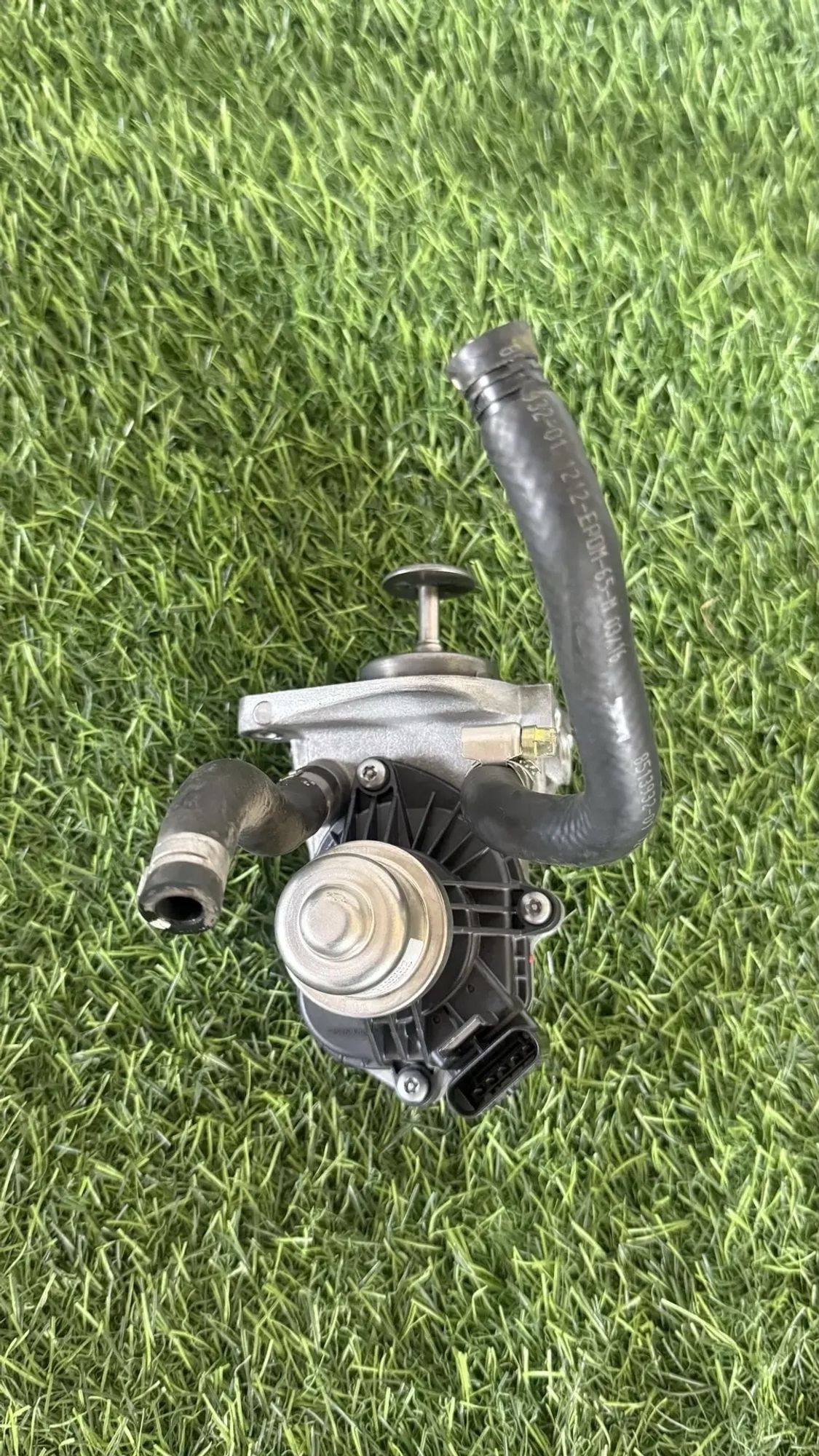 https://ycs.partsauto.market/partsauto-images/thmbs/userImages/82798d1dea2c19ada63d093c70529e74/part/a014b5dc-2aff-4fdc-a1c4-97c4a880aa3b_1787315687984.jpg