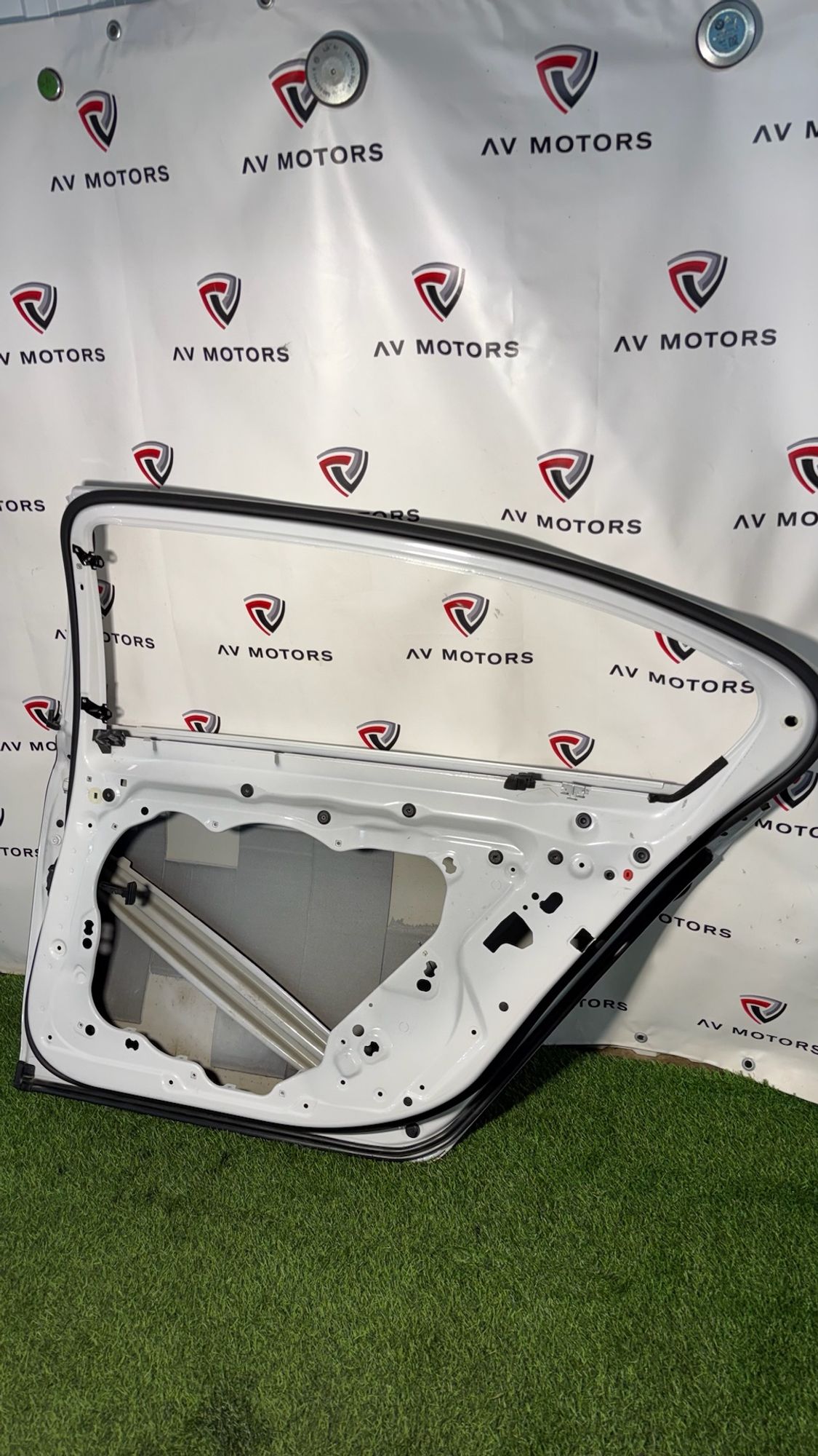 https://ycs.partsauto.market/partsauto-images/thmbs/userImages/82798d1dea2c19ada63d093c70529e74/part/a43c0be0-e46b-4a7e-ba53-287251001019_1781017027192.jpg