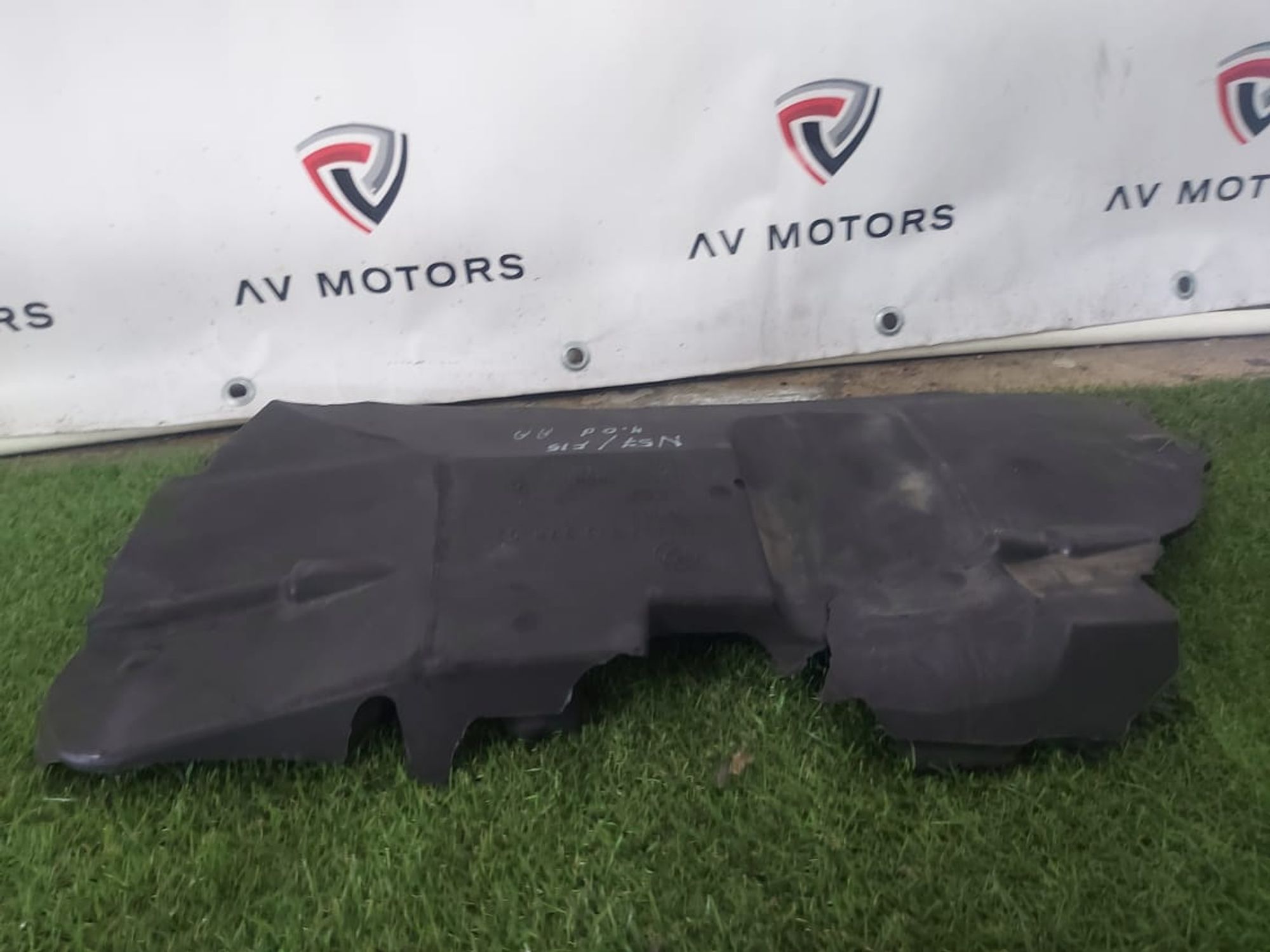 BMW 4 F32 Шумоизоляция двигателя N57, 1000 рублей, Краснодар