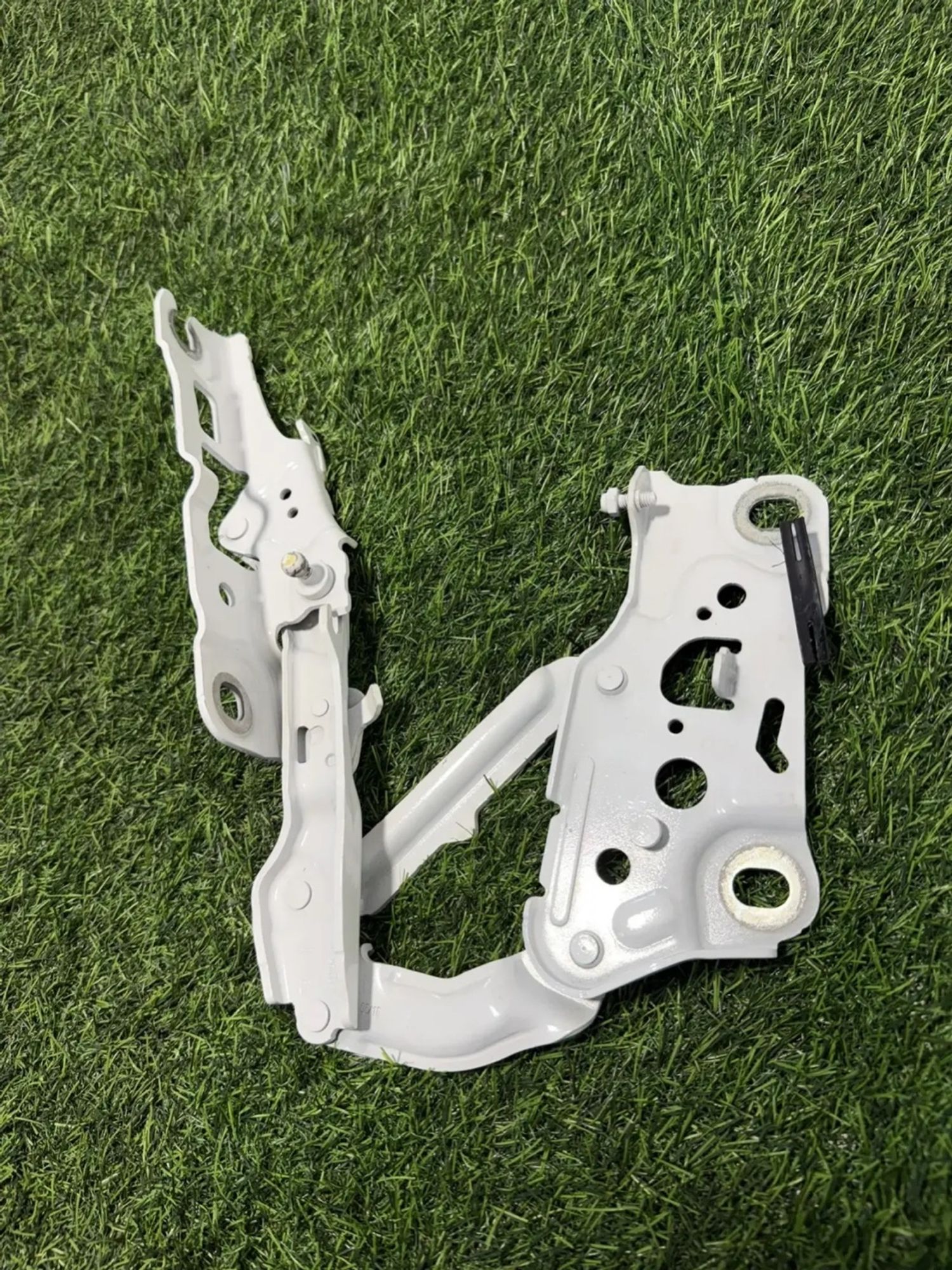 https://ycs.partsauto.market/partsauto-images/thmbs/userImages/82798d1dea2c19ada63d093c70529e74/part/a9bb58ba-c096-4791-9c18-fb39506d3f6c_1781696675880.jpg