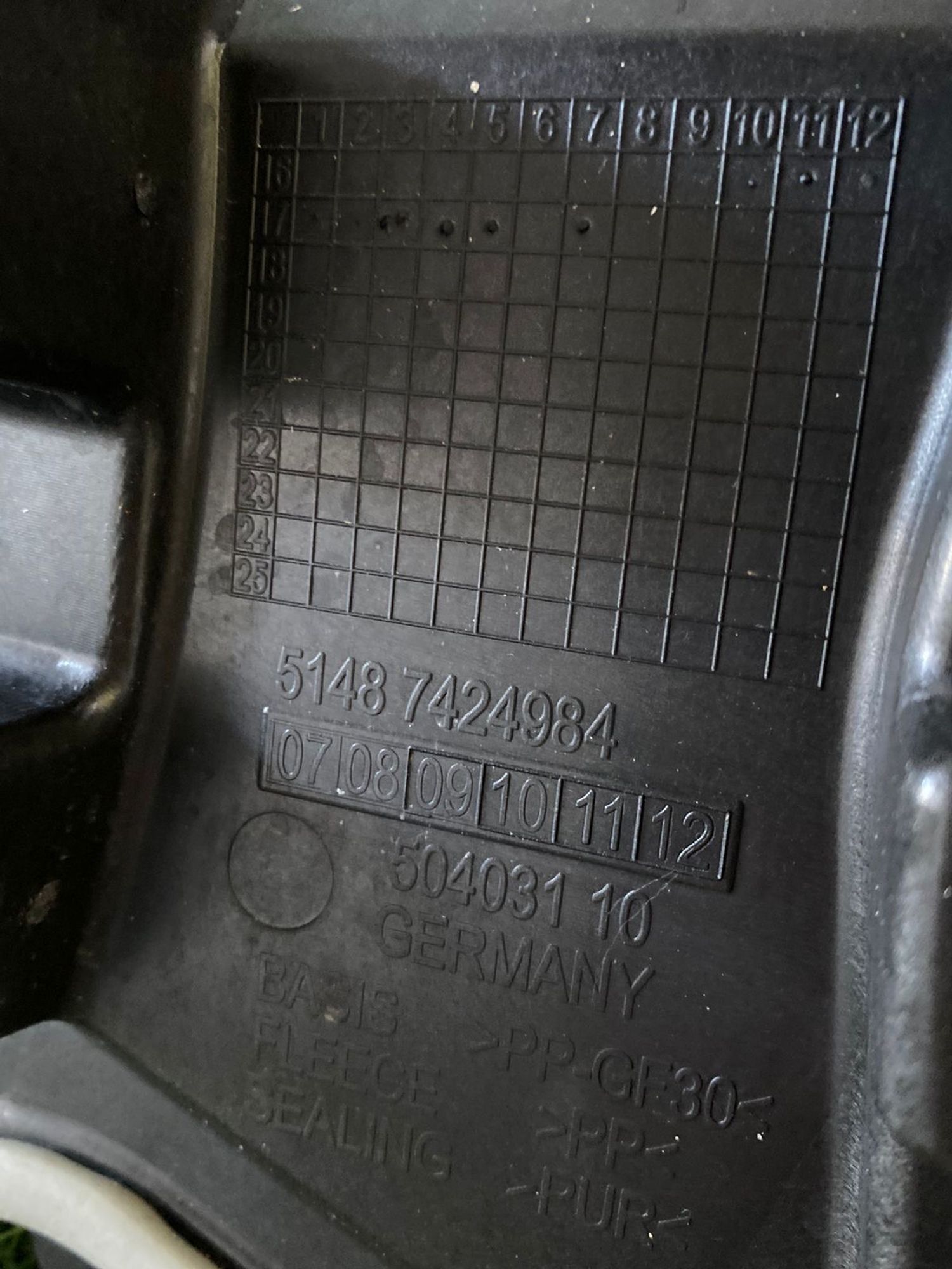 https://ycs.partsauto.market/partsauto-images/thmbs/userImages/82798d1dea2c19ada63d093c70529e74/part/b09318ef-156b-4693-9d69-bec7f714052e_1777542932731.jpg