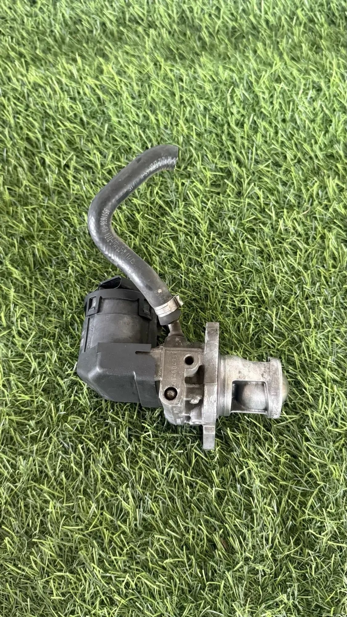 https://ycs.partsauto.market/partsauto-images/thmbs/userImages/82798d1dea2c19ada63d093c70529e74/part/b426c649-5a6e-48fc-82a5-16cdbd21f7bf_1787314944050.jpg